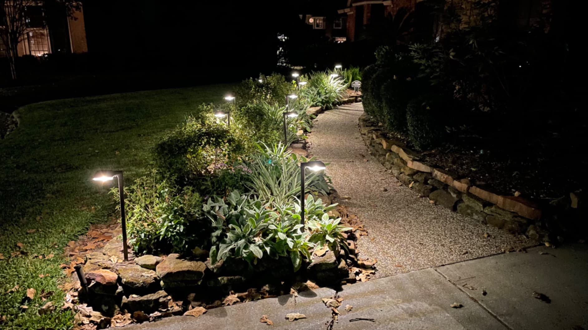 Bobcat Solar Pathway Lights Outdoor Super Bright 300 lumens with 2-in-1 Warm White and Daylight Color Modes, Solar LED Lights Outdoor Waterproof for Path, Sidewalk, Driveway or Walk Way Light(4 Pack) customer photo 1