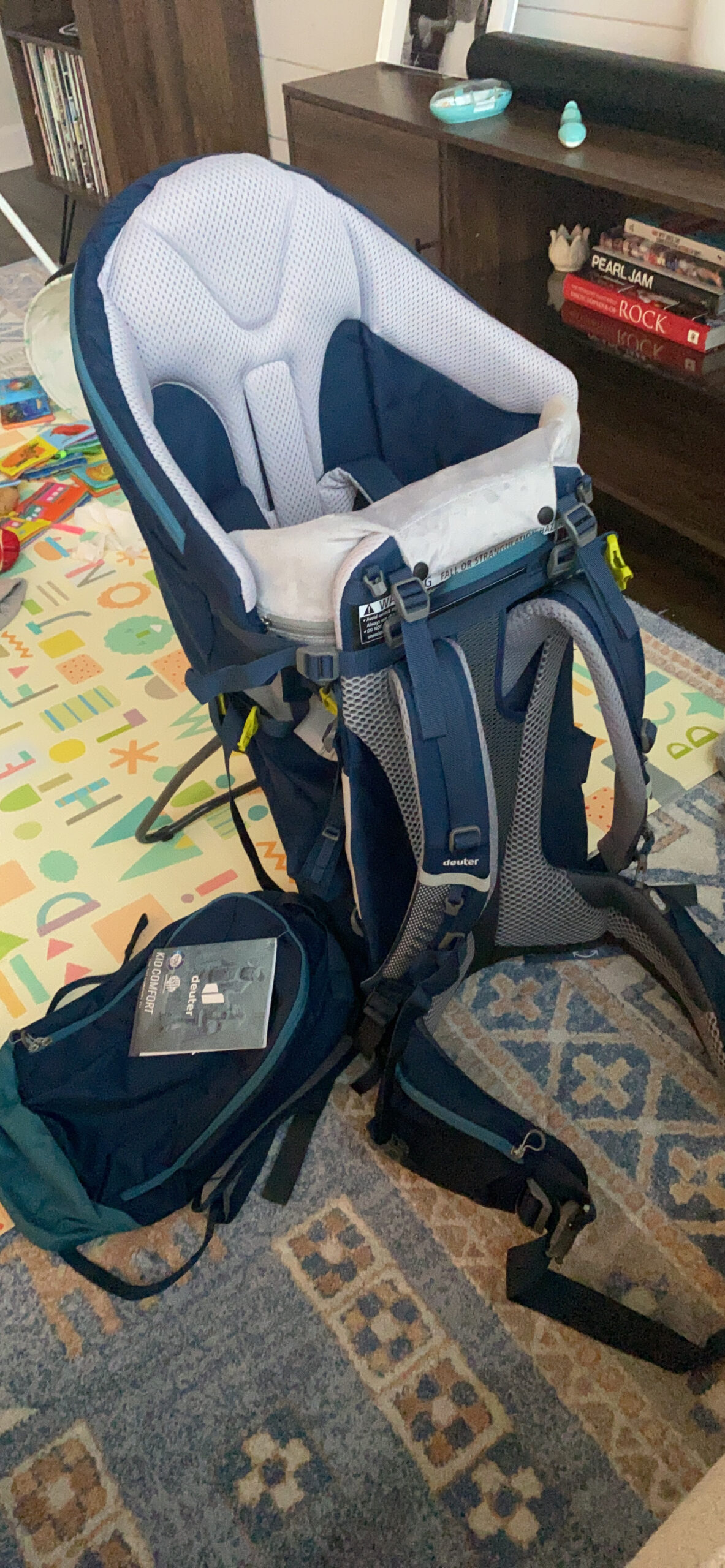 Deuter Kid Comfort Pro Child Carrier Backpack for Travel & Hiking with Toddlers - Midnight customer photo 1