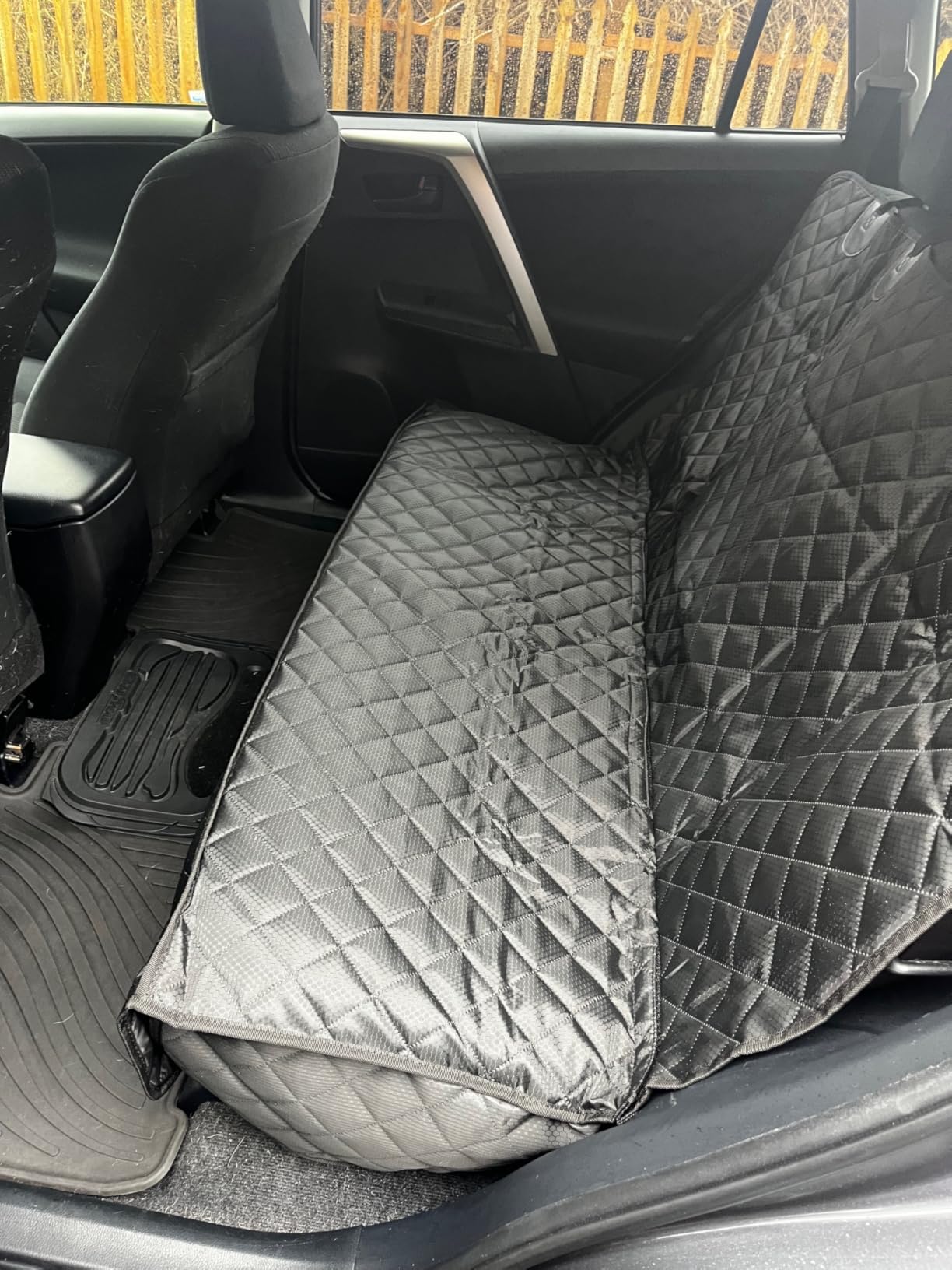 PETICON Waterproof Scratchproof Pet Bench Seat Covers for Cars, Trucks, SUVs, Nonslip Durable Back Seat Cover for Dogs, Washable Backseat Protection customer photo 1