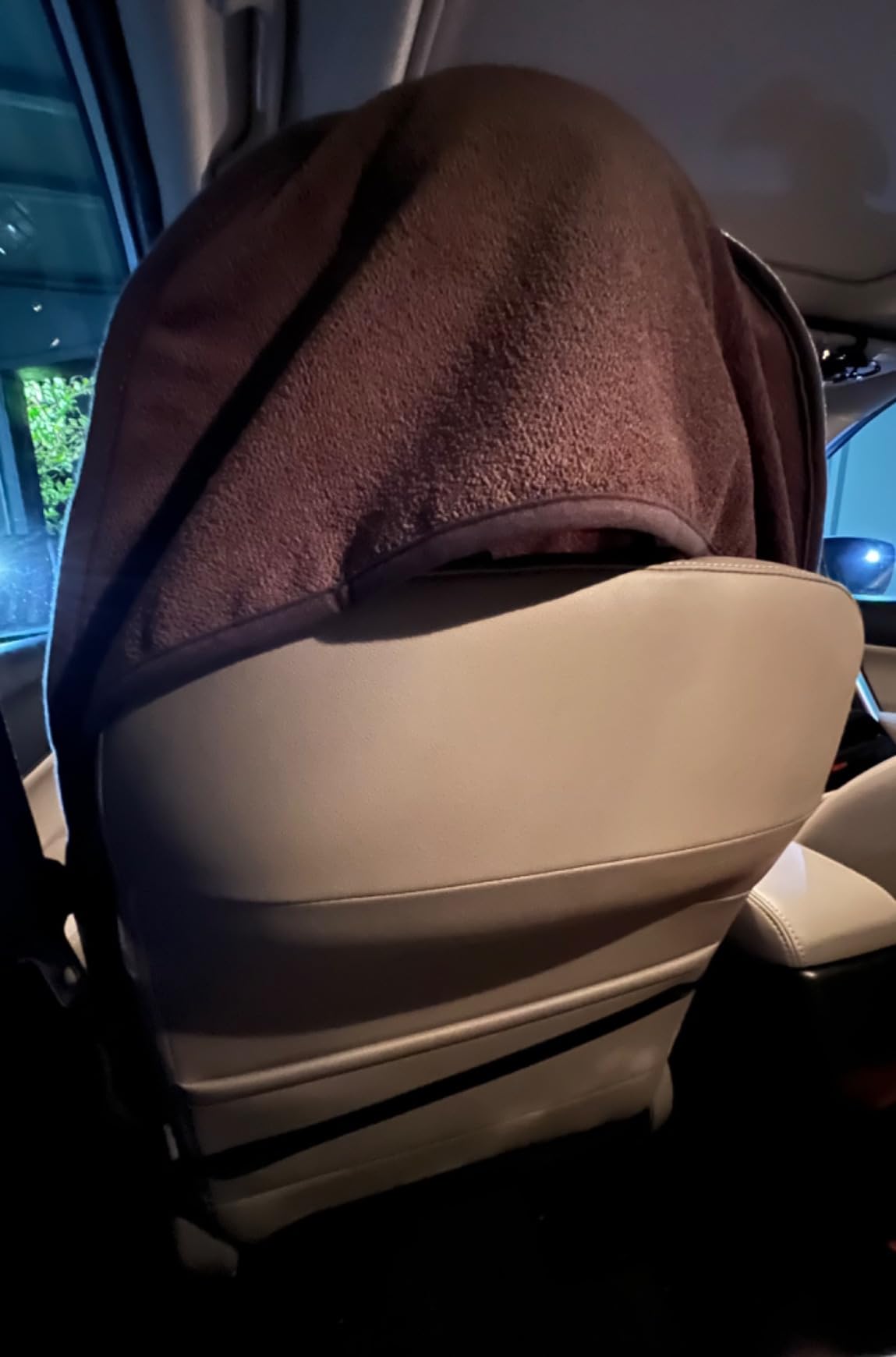 lebogner Waterproof Sweating Car Seat Cover for Post Gym Workout, Running, Swimming, Beach and Hiking, Universal Fit Anti-Slip Bucket Seat Protector for Cars, SUVs and Trucks, Machine Washable, Grey customer photo 2