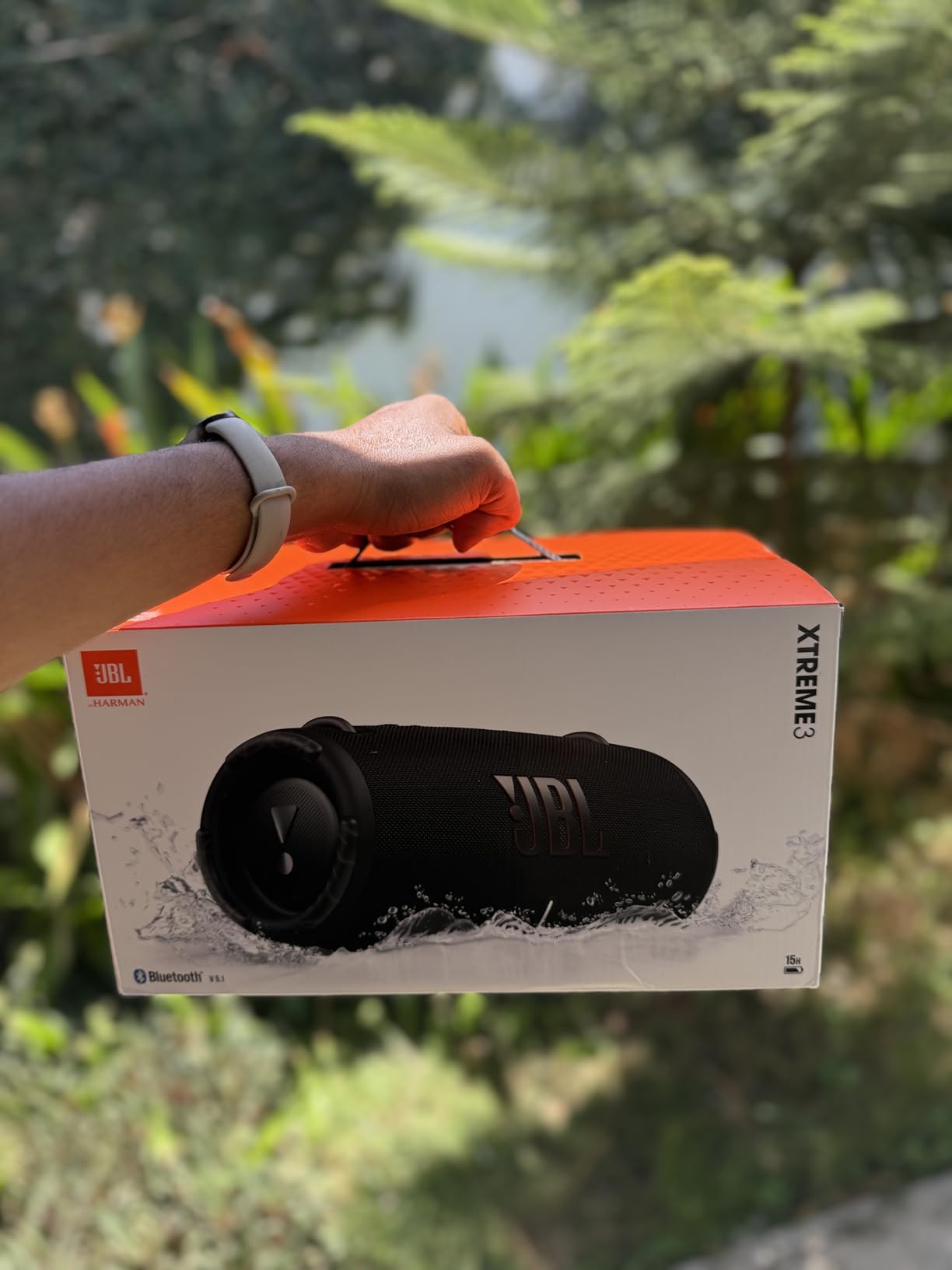 JBL Xtreme 3 - Portable Bluetooth Speaker, Powerful Sound and Deep Bass, IP67 Waterproof, 15 Hours of Playtime, Powerbank, PartyBoost for Multi-speaker Pairing (Black) customer photo 1