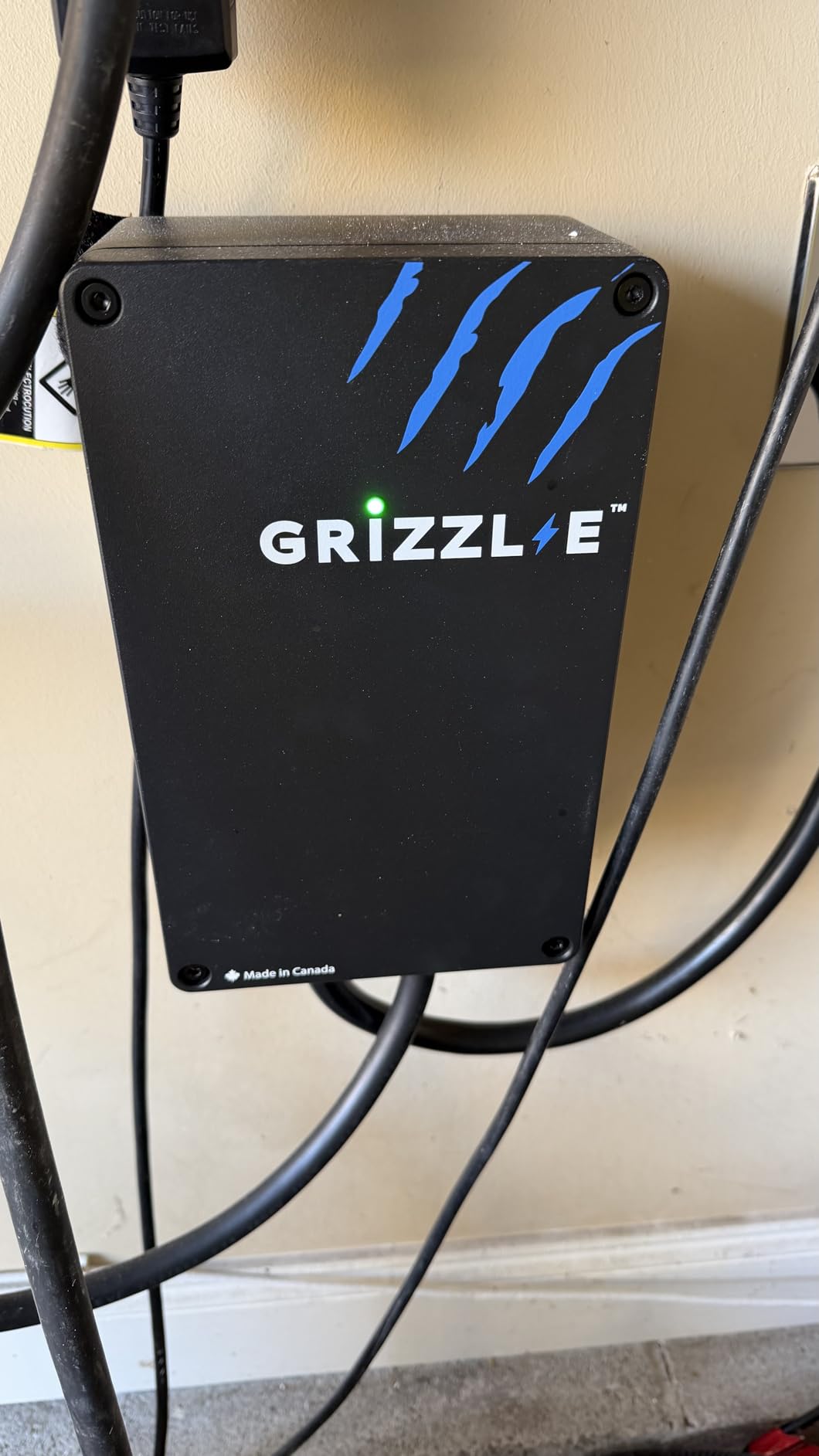 Grizzl-E Classic Level 2 Electric Vehicle (EV) Charger up to 40 Amp, UL Certified Indoor/Outdoor Electric Car Fast Wall Charging Station, NEMA 14-50 Plug, 24 feet Premium Cable, Avalanche Edition customer photo 1