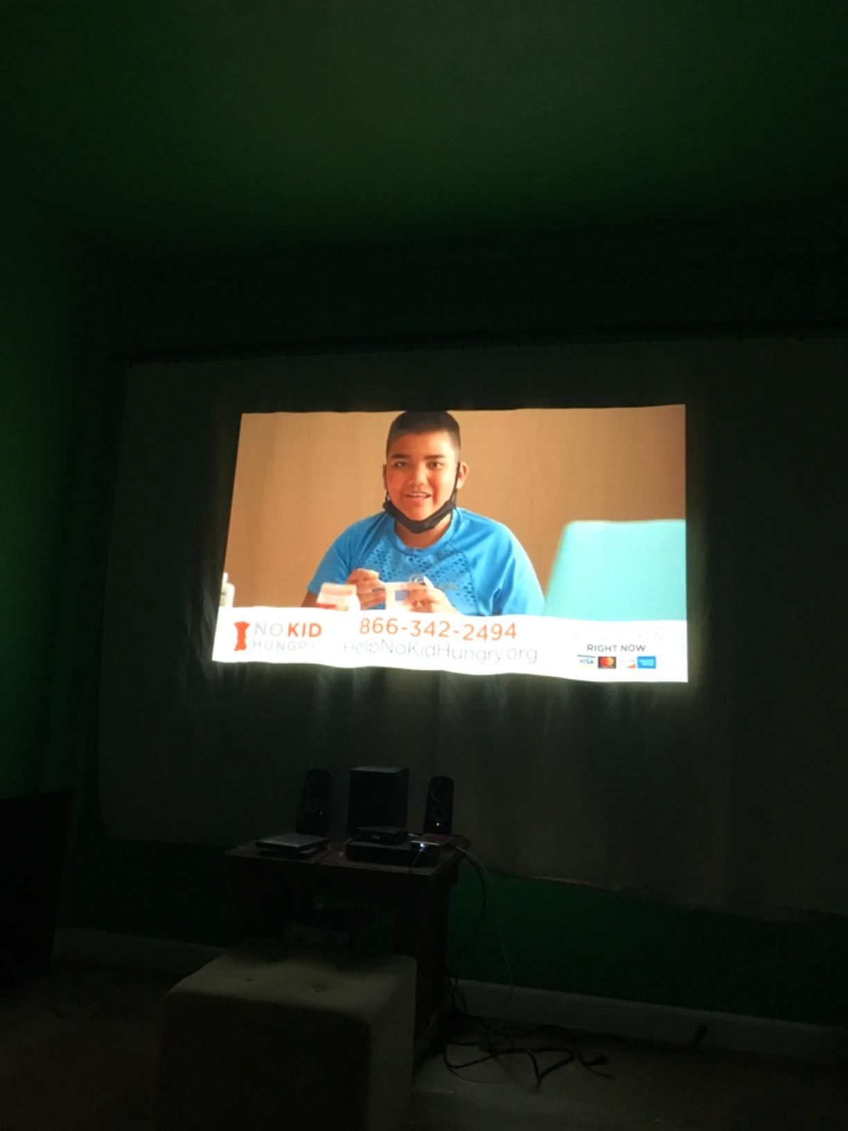 Optoma X400LVe XGA Professional Projector | Presentations in Classrooms & Meeting Rooms | Up to 15,000 Hour Lamp Life | Speaker Built In customer photo 1