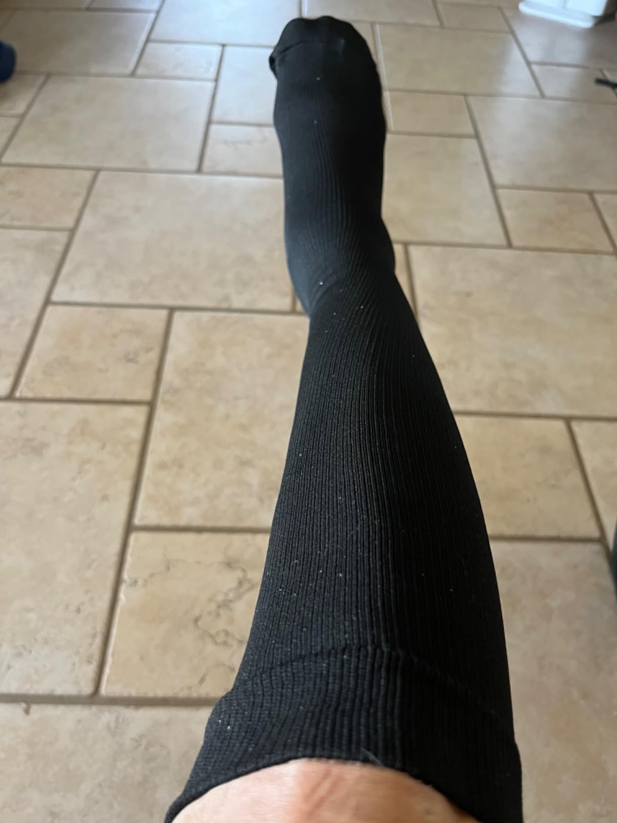 Aoliks Compression Socks for Women & Men 4 Pairs, Best Support for Nurses Running Travel customer photo 1