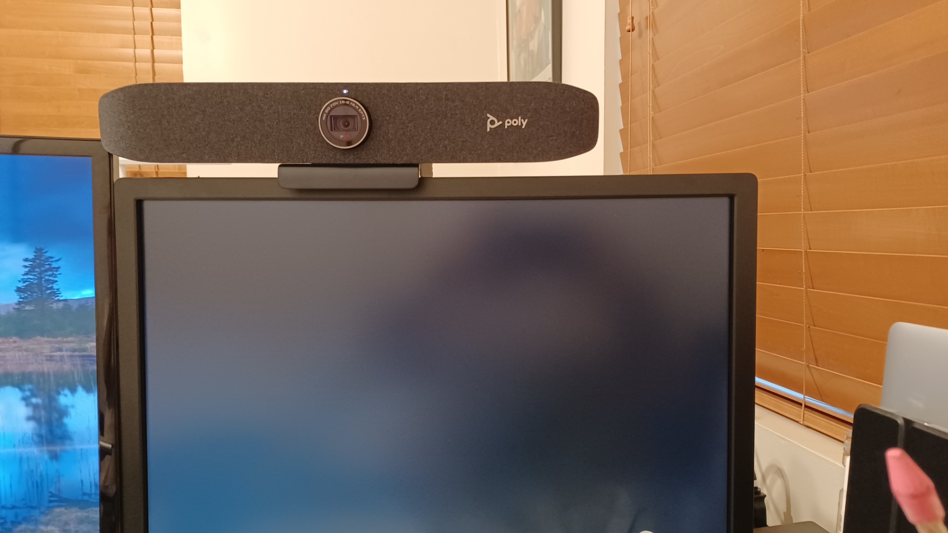 Poly Studio P15 Personal Video Bar (Plantronics + Polycom) - 4K Video Quality - Camera, Microphones & Speaker Solution with Premium Audio & Video - Certified for Zoom and Teams customer photo 1