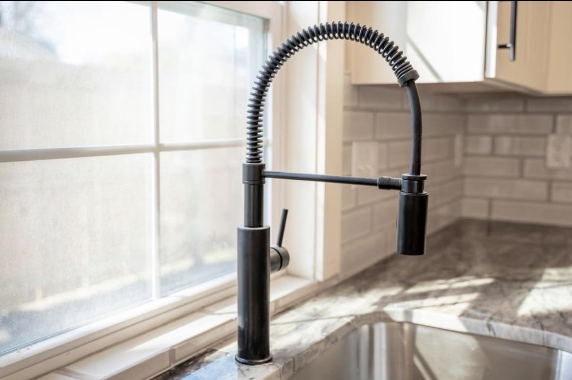 Delta Antoni Pro Style Commercial Kitchen Faucet with Pull Down Sprayer, Brushed Nickel, Spotshield Stainless 18803-SP-DST customer photo 2