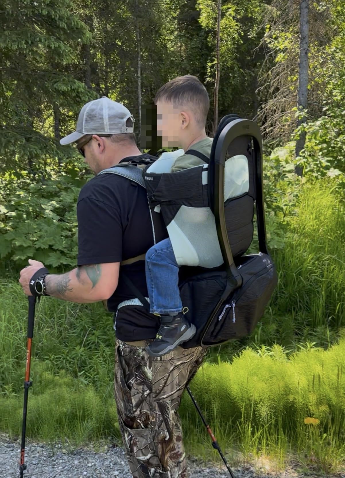 Thule Sapling Child Carrier Backpack - Machine Washable Seat - Self-Standing Frame - Adjustable padded straps for parents customer photo 1