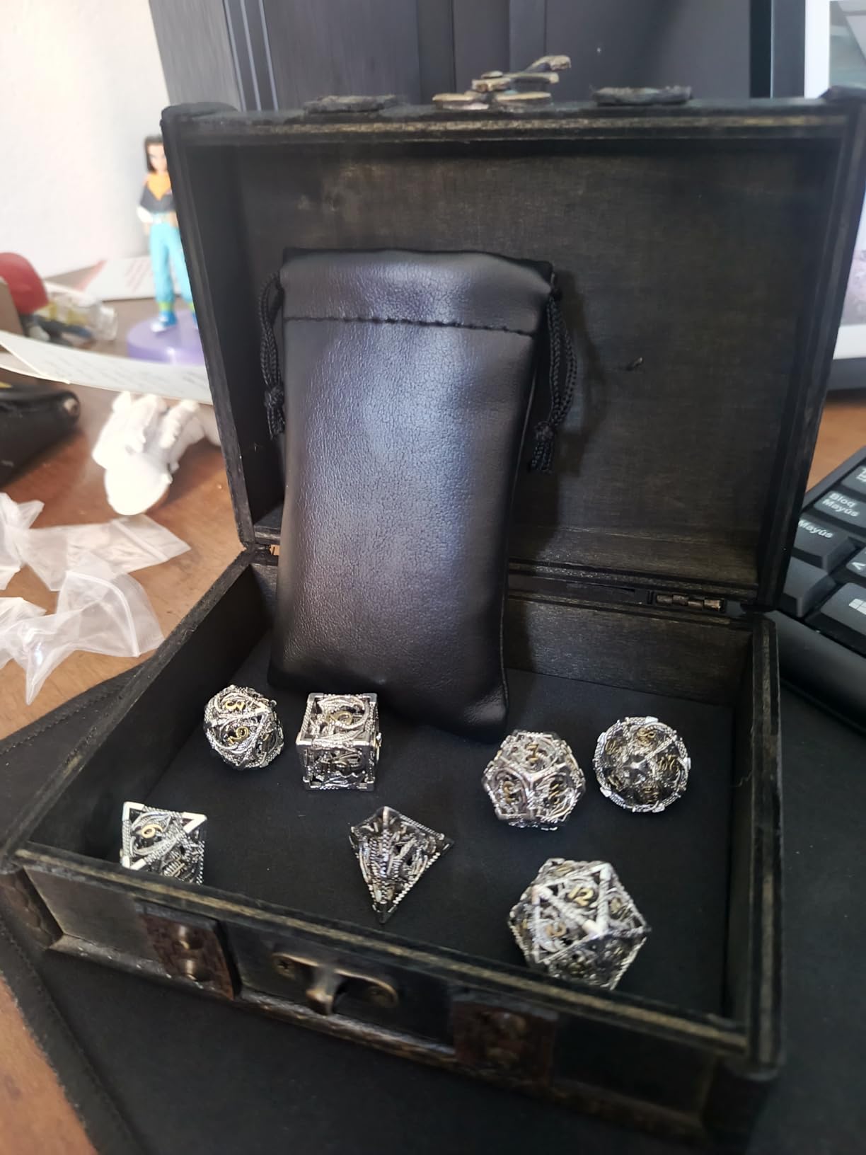 AncientDeer DND Dice Set 7 Pieces D&D Pure Copper Hollow Polyhedral DND Dice W/Gift Box & Dice Bag for DND RPG Explorers customer photo 2