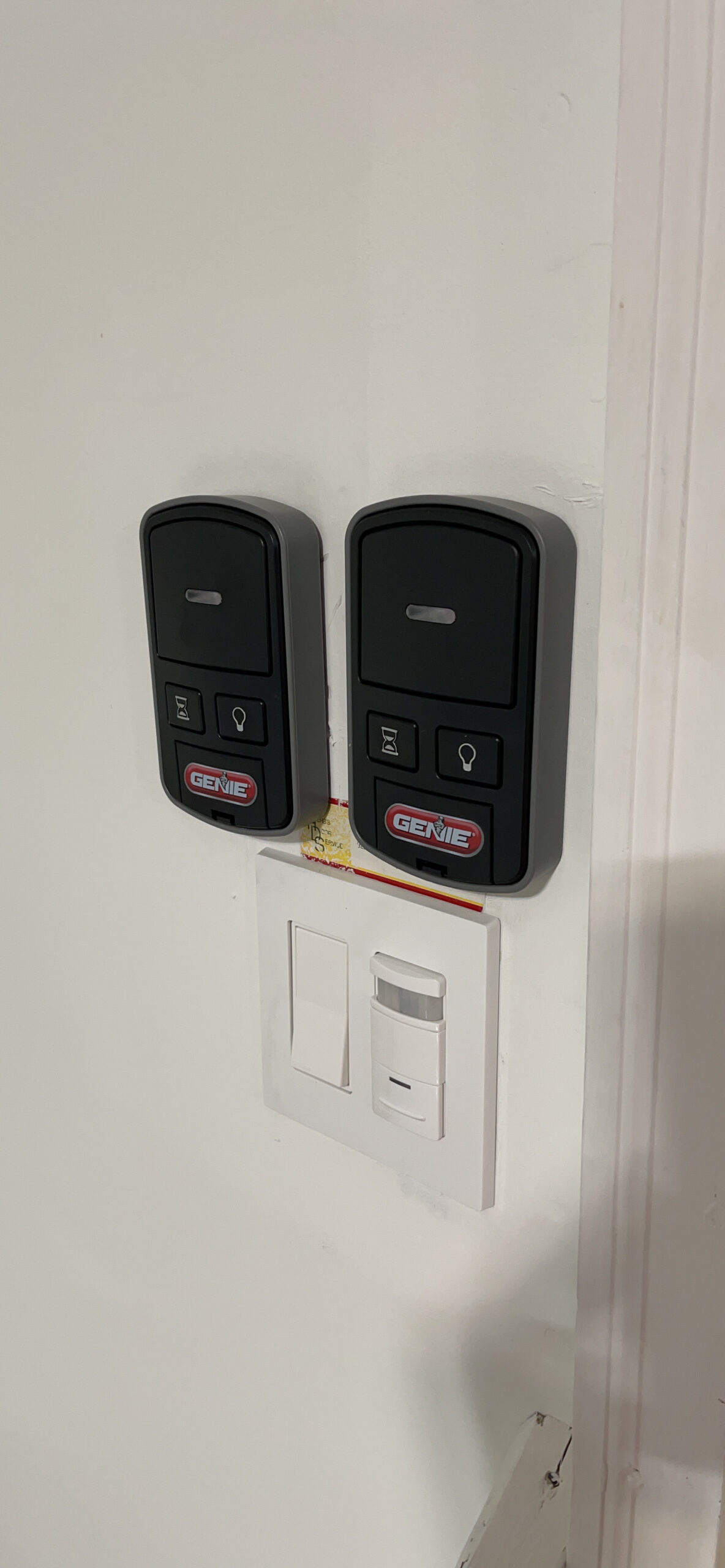 Genie B6172H Wall Mount Smart Garage Door Opener, DC Motor Lifts up to 14ft high 850lbs customer photo 2
