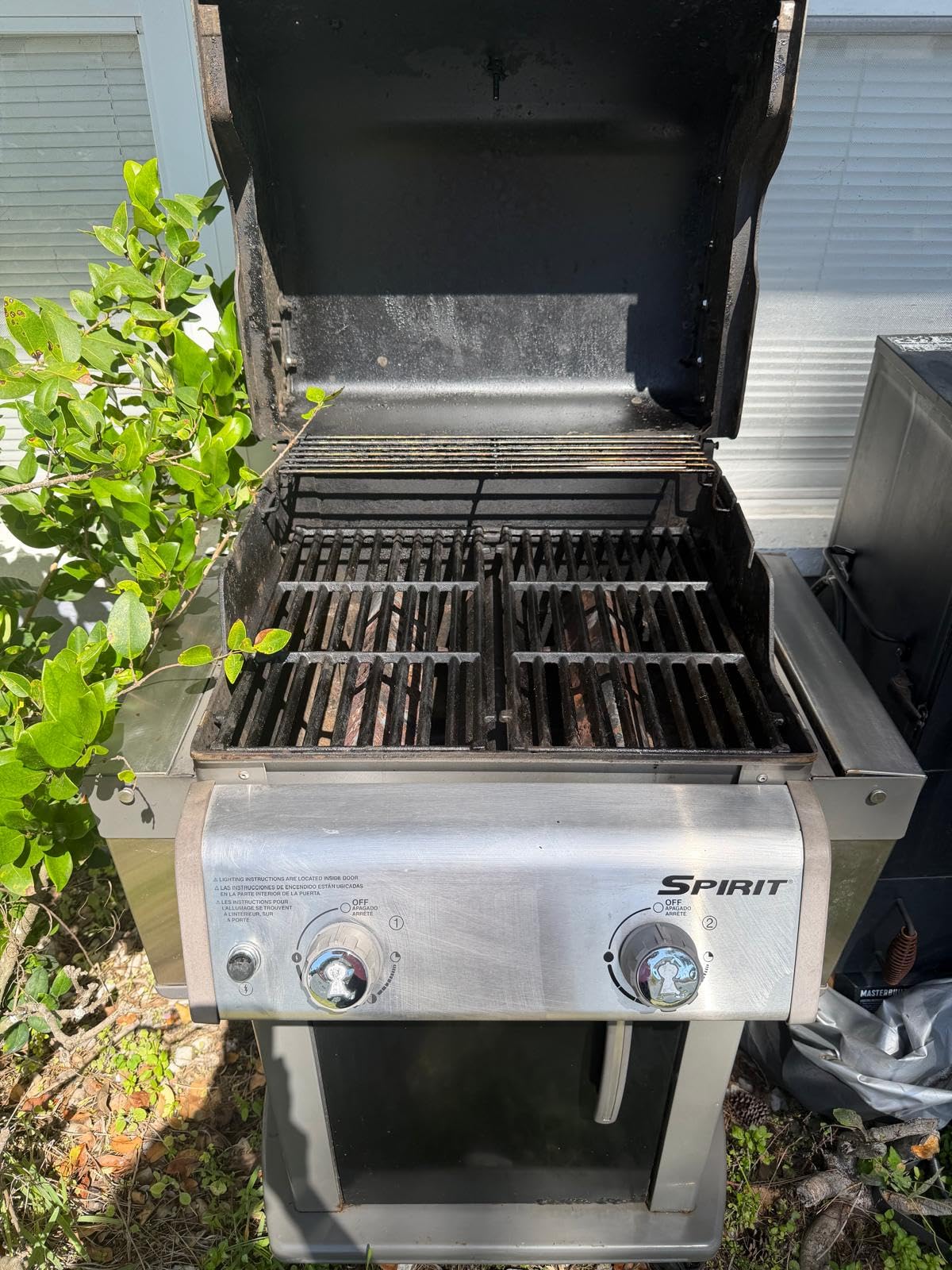 Weber Grill Grate Cleaner and Degreaser for Outdoor Grills and BBQs, 16 oz Spray Bottle customer photo 1