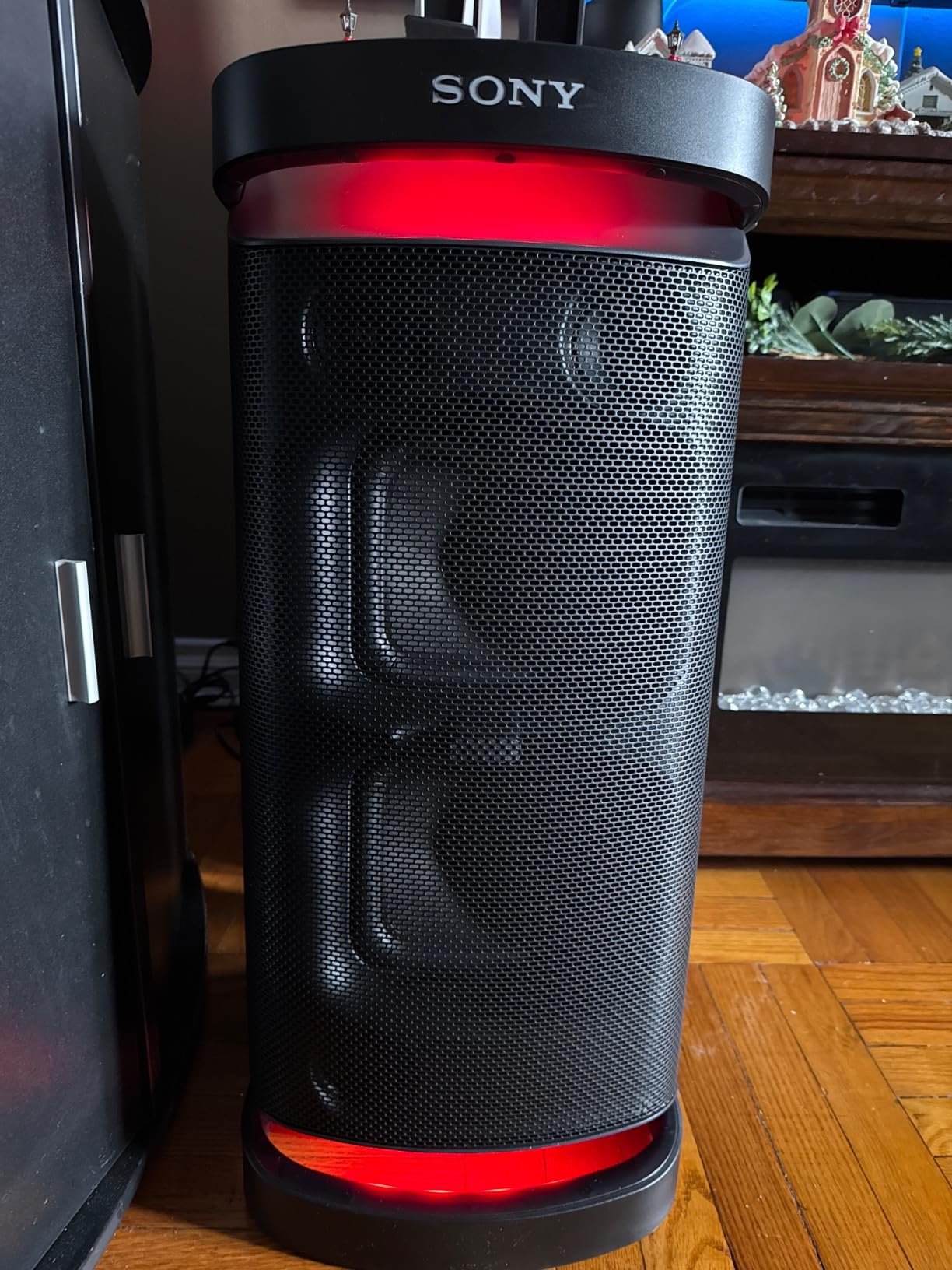Sony SRS-XP700 X-Series Wireless Portable-BLUETOOTH-Karaoke Party-Speaker IPX4 Splash-resistant with 25 Hour-Battery,Black customer photo 2