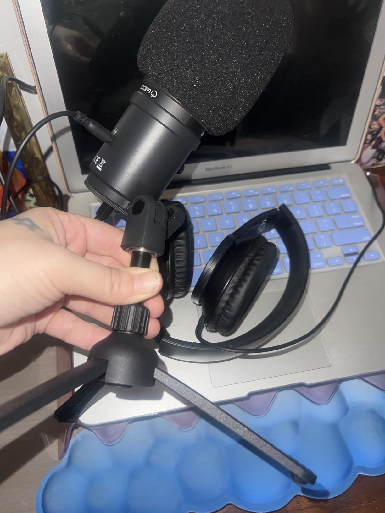 Zoom Zum-2 Podcast Mic Pack for Podcasting, Music, and Voice-Overs customer photo 1