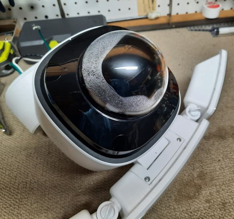 eufy Security Floodlight Cam S330, 360-Degree Pan & Tilt Coverage, 2K Full HD, 3,000 Lumens, Smart Lighting, Weatherproof, On-Device AI Subject Lock and Tracking, No Monthly Fee, Hardwired customer photo 1