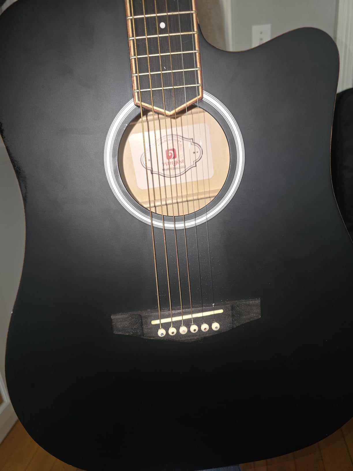 Vangoa Acoustic Electric Guitar Bundle for Beginners Adults Teens Full Size Cutaway Acoustic Guitar with Built-in Pickups, Wooden Bindings, Upgraded Starter Kit, Matte Black customer photo 1