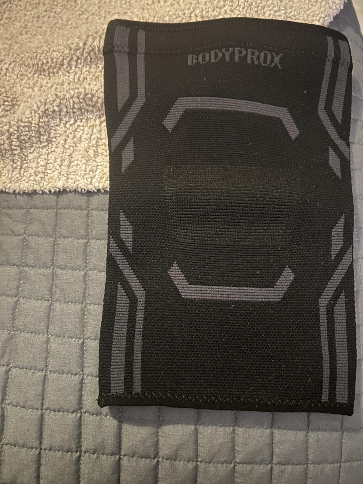 Bodyprox Knee Compression Sleeve for Men and Women (2 Pack), Knee Support Brace for Running and Work Out customer photo 2