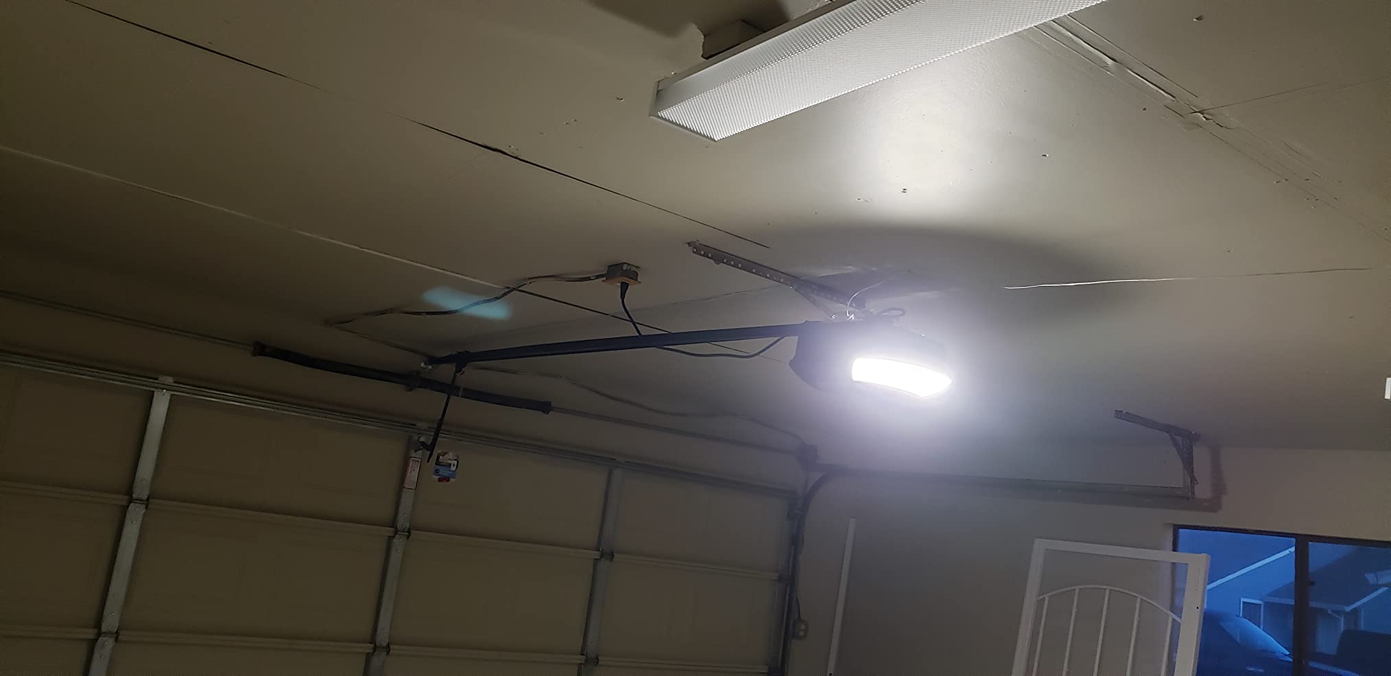 Chamberlain B4643T Smart Built in Camera-myQ Smartphone Controlled-Ultra Quiet, Strong Belt Drive Garage Door Opener customer photo 2