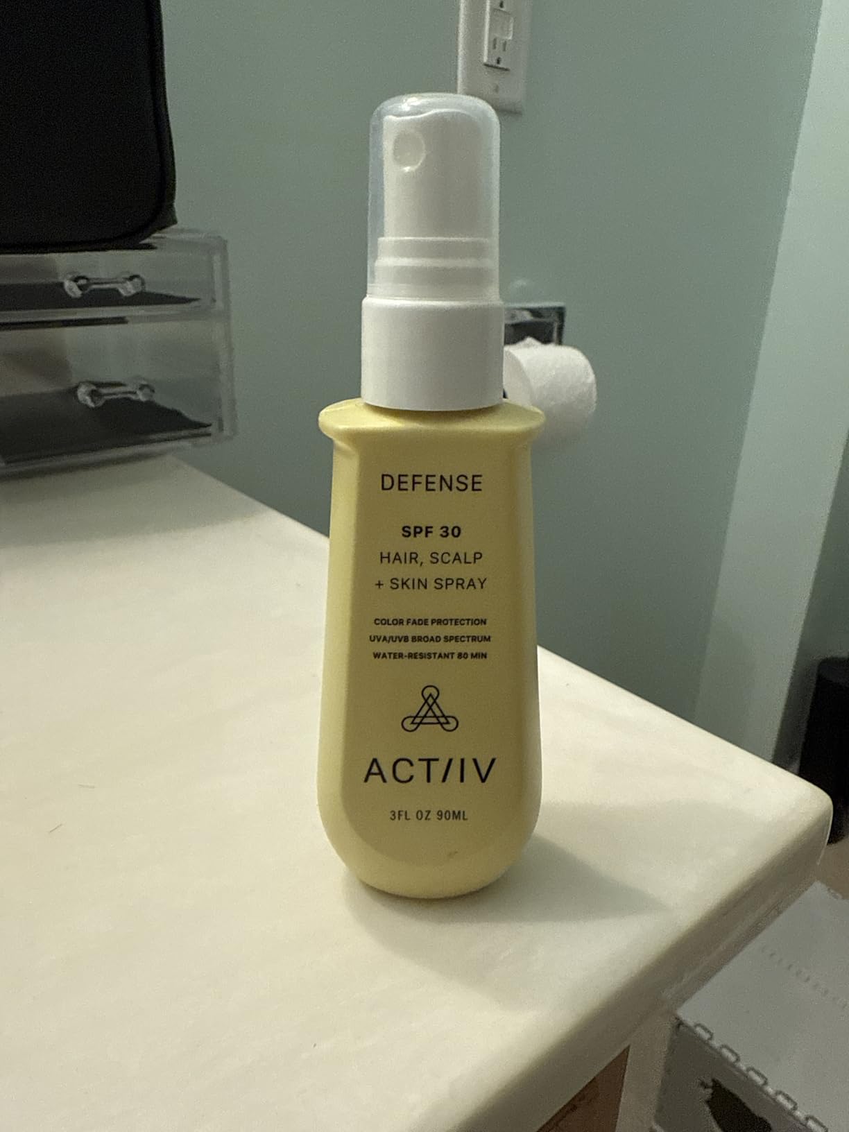 ACTIIV Defense SPF 30 Hair, Scalp + Skin Spray | Protects Hair & Scalp From UV Damage, Maintains Scalp Health, Lightweight Non-Greasy Formula, Water-Resistant,Plant-Based, All Hair Types, 3 oz customer photo 1