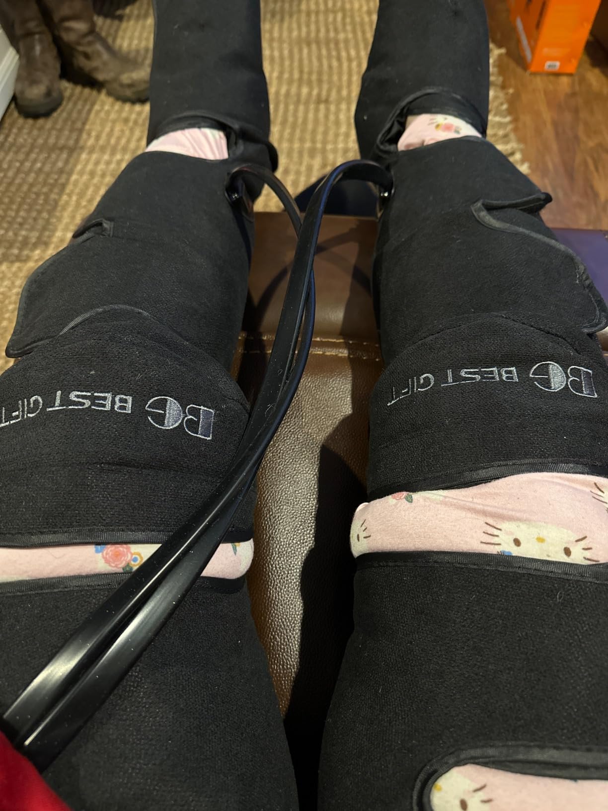 Gifts for Dad Mom Men Women Christmas Mothers Day, Fathers Day, Air Compression Massager with Heat for Foot, Leg, Calf, Thigh, Knee, Helpful for Varicose Veins, Muscle Fatigue, Cramps, Swelling, Edema customer photo 2