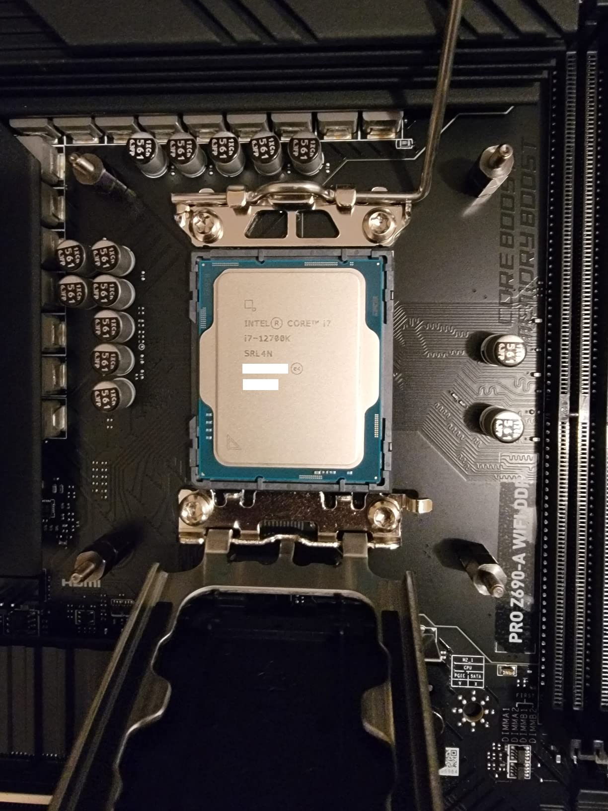 Intel Core i7-12700K Gaming Desktop Processor with Integrated Graphics and 12 (8P+4E) Cores up to 5.0 GHz Unlocked LGA1700 600 Series Chipset 125W customer photo 2