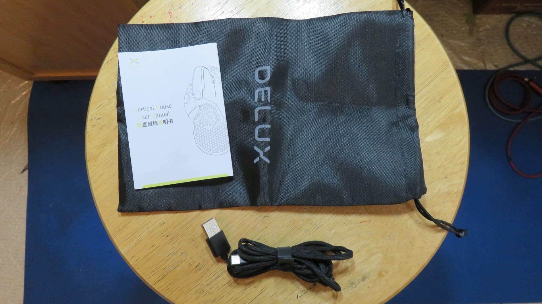 DELUX Seeker Ergonomic Mouse Wireless, Vertical Mouse with OLED Screen, 6 Buttons&Thumb Wheel Function, Silent Click, Up to 7200DPI, Programmable, Rechargeable, BT/2.4G/Wired, RGB Light(M618XSD-Black) customer photo 2