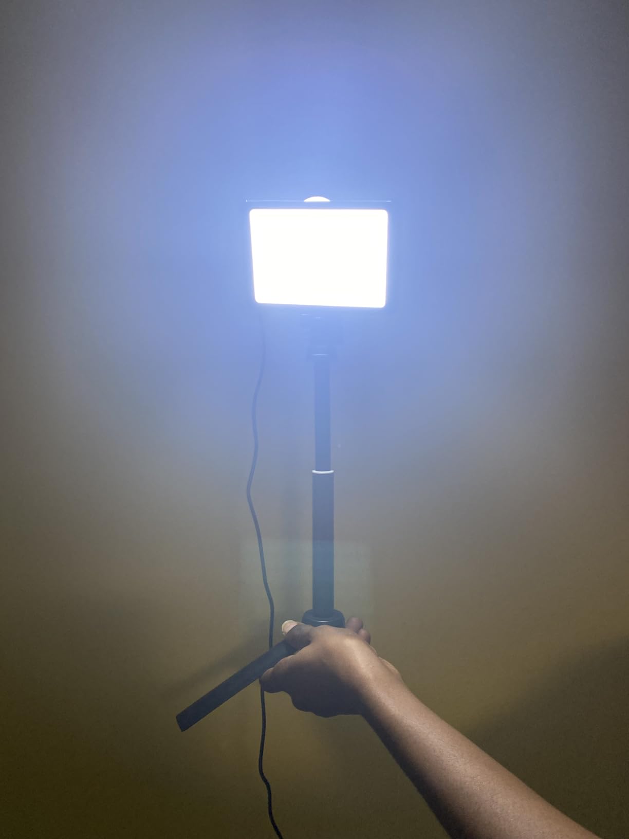 LED Video Light 2-Pack, 5600K Dimmable USB Photo Lights with Mini Tripod and Colored Filters for Photo Studios, Small Angle Shooting, Video Recording, Game Streaming customer photo 2