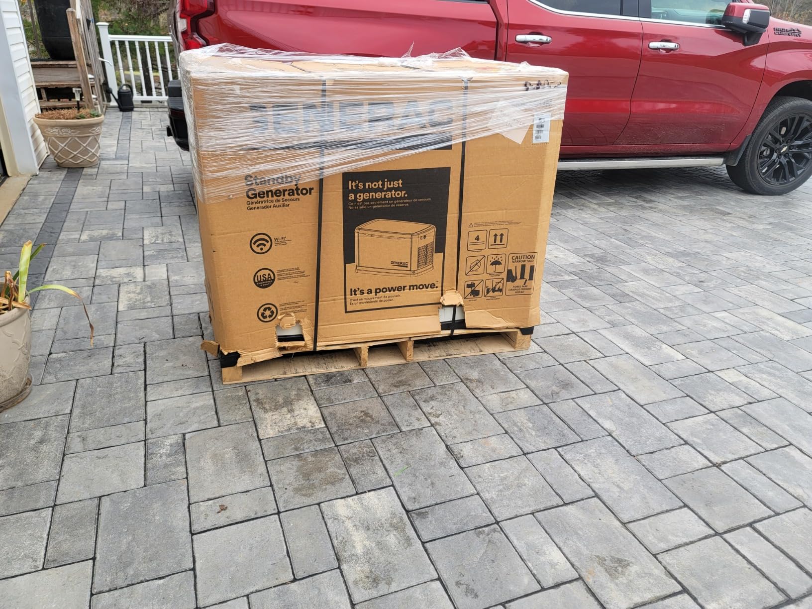Generac Guardian 24kW Home Standby Generator with 200 Amp Transfer Switch - Automatic Whole House Backup Power for Storms, Emergencies, and Outages, WiFi Enabled customer photo 1