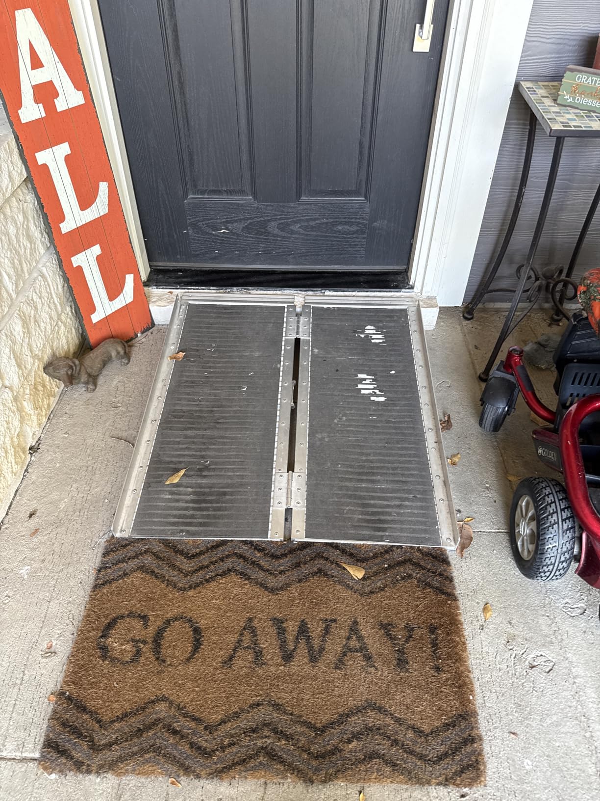 FACHNUO 2 Feet Portable Wheelchair Ramp, Non-Skid Aluminum Handicap Ramps with Handle, Folding Threshold Wheel Chair Ramp for Home Steps, Stairs, Entry, Threshold, Doorways, Scooter, 800LBS Capacity customer photo 2