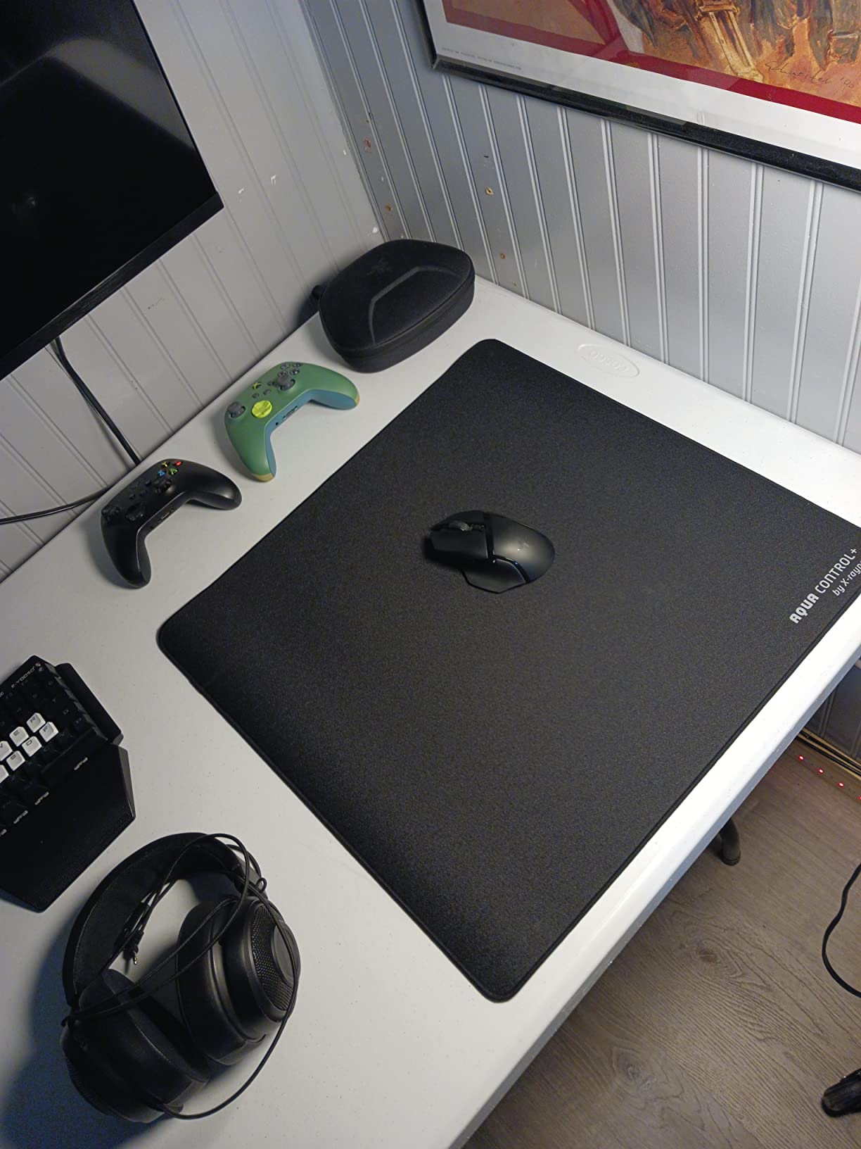 X-Raypad Aqua Control 2 Gaming Mouse Pad, Ultra-High Precision Mouse Pad with Perfect Speed and Control Capability, Consistent X and Y Glide, Designed for Fps Players with Low DPI Requirements customer photo 2