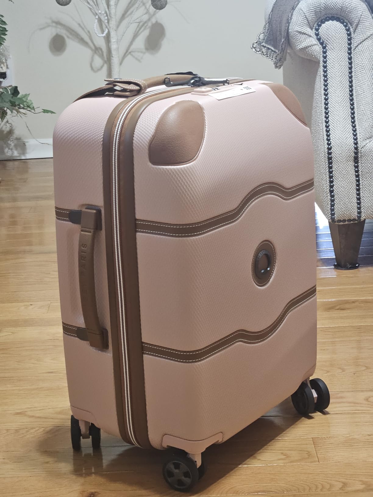 Delsey Paris Chatelet Air 2.0 Carry-On Suitcase 19 Inch, Hardside Polycarbonate Luggage, Dual-Density Spinner Wheels, TSA Lock, USB Port, Angora customer photo 1