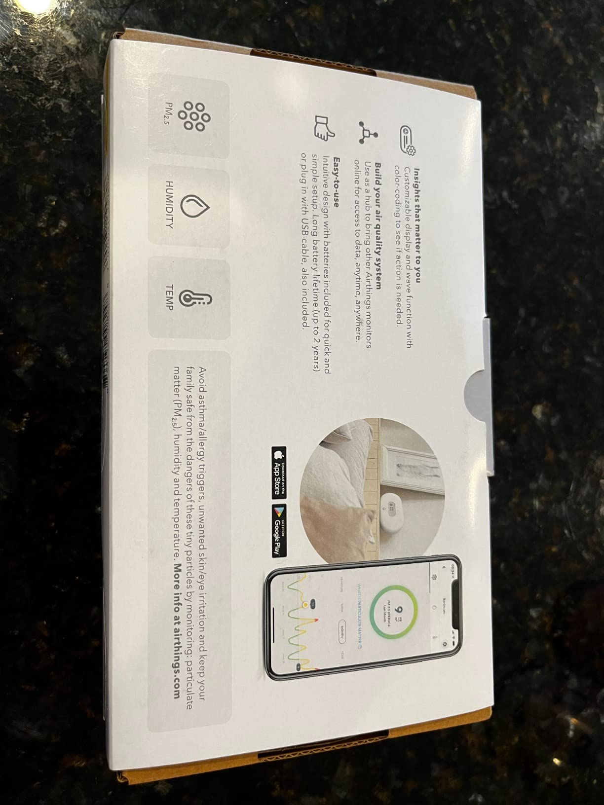 Airthings View Pollution - PM2.5 Air Quality Monitor, PM2.5 Sensor, Humidity & Temp - Smart Indoor Air Pollution Detector for City Pollution & Wildfire Smoke Monitoring - App, Battery Powered & WiFi customer photo 2