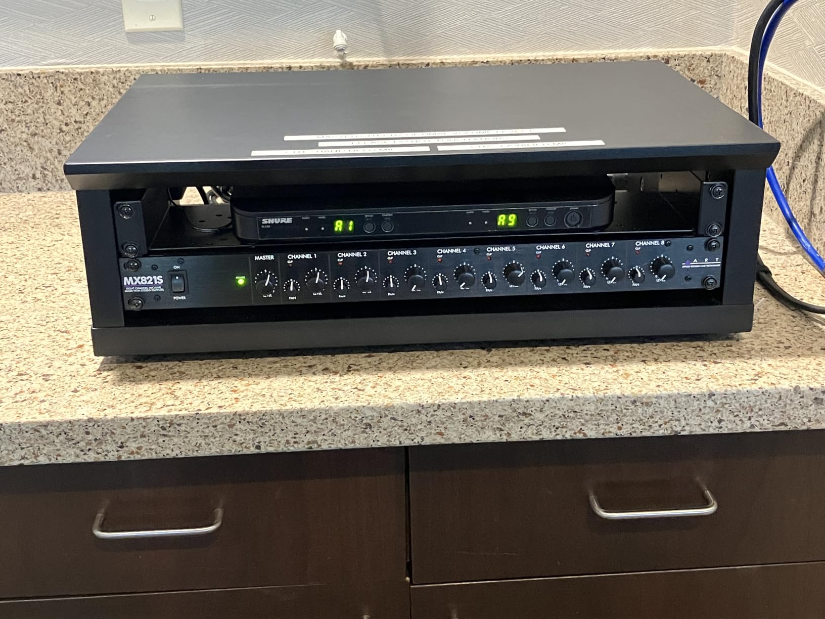 Gator Frameworks Elite Furniture Series 4U Wood Desktop Studio Rack in Dark Walnut Brown Finish (GFW-ELITERK-4U-BRN) customer photo 2