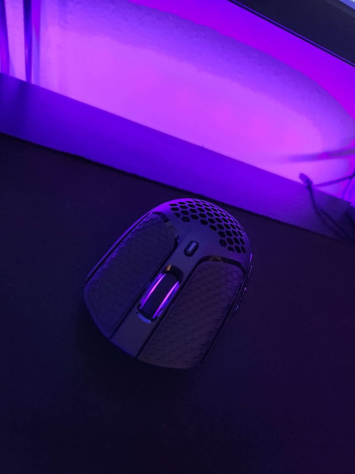 HyperX Pulsefire Haste - Wireless Gaming Mouse - Ultra Lightweight, 61g, 100 Hour Battery Life, 2.4Ghz Wireless, Honeycomb Shell, Hex Design, Up to 16000 DPI, 6 Programmable Buttons - Black customer photo 2