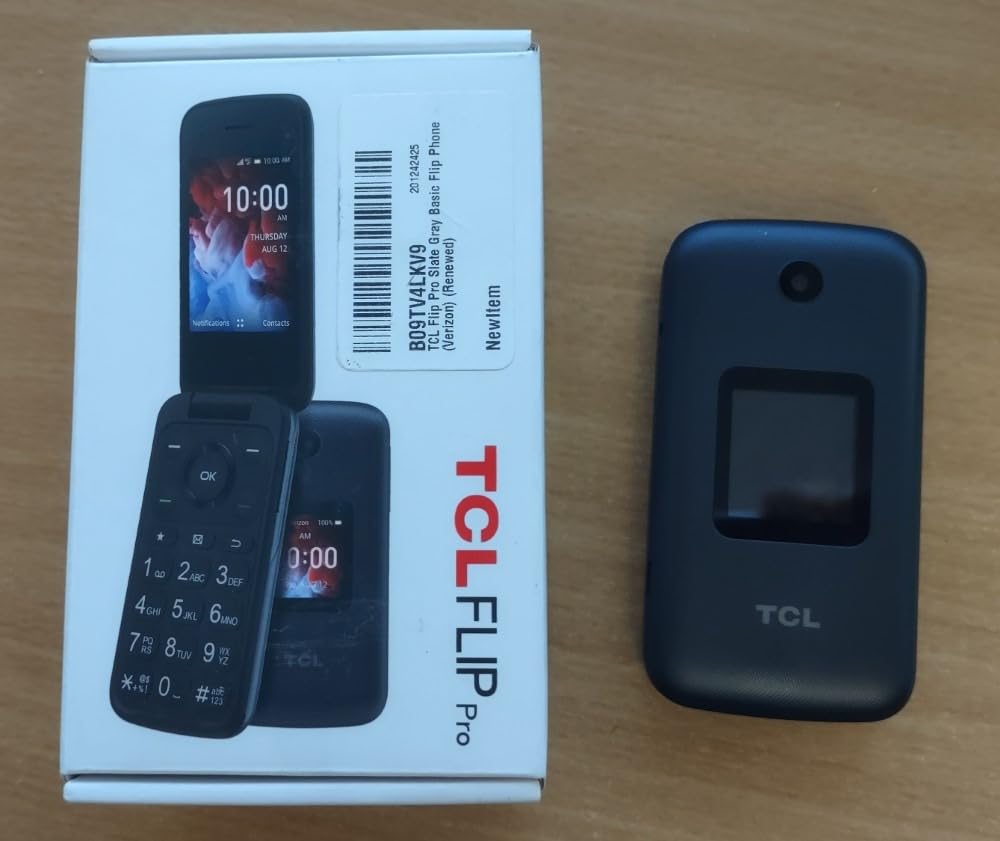 TCL Flip Pro Slate Gray Basic Flip Phone (Verizon) (Renewed) customer photo 2