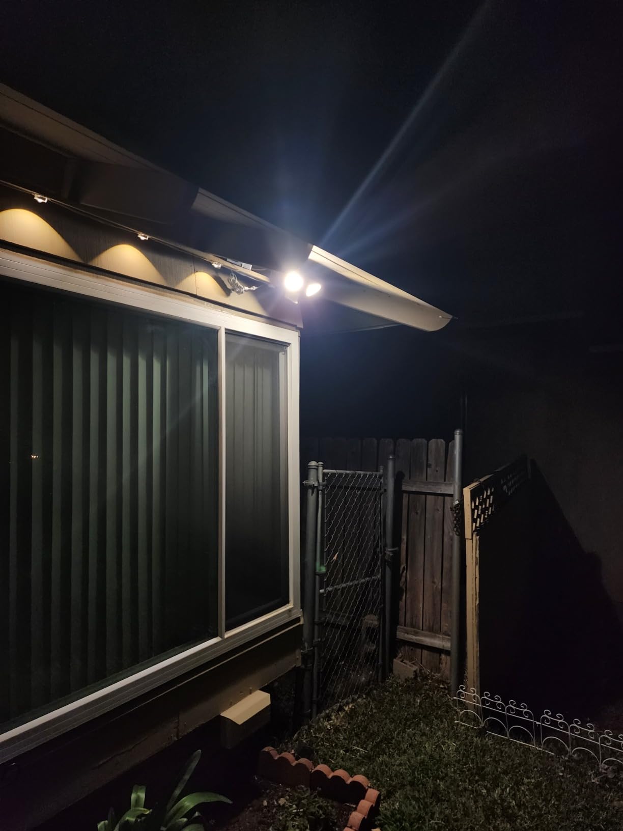 LUTEC 32W 3500 Lumen LED Security Lights Motion Sensor Light Outdoor, 5000K Daylight, IP65 Waterproof, Dusk to Dawn, Hardwired Motion Detector Flood Light for Garage, Yard, Porch-Black customer photo 2