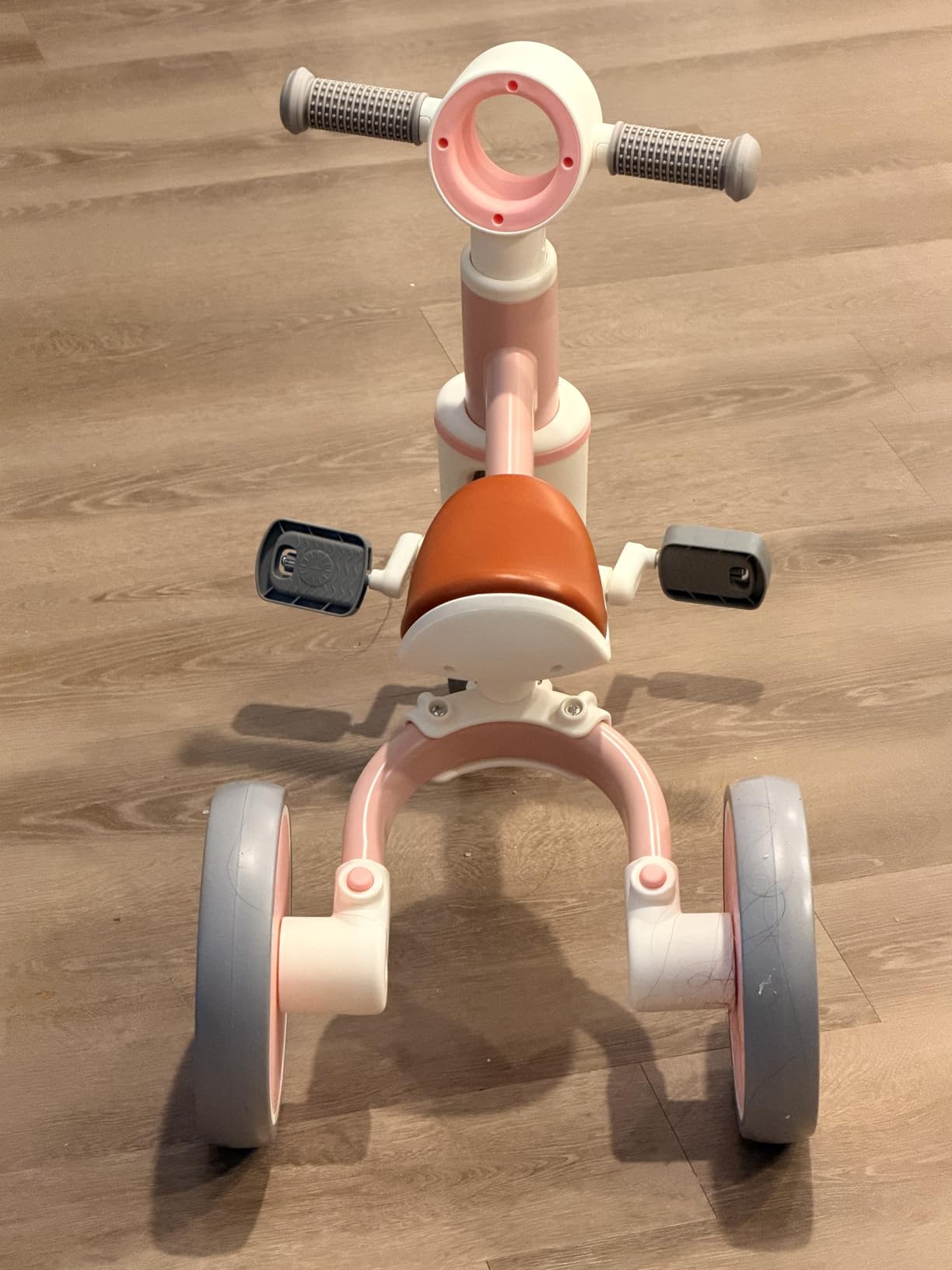 LOL-FUN Baby Balance Bike Toy for 1 2 Year Old Boys Girls Gift Toddler Tricycle 1-3 Year Old with Removable Pedal, 4 in 1 Trike for Ages 1-3 Present customer photo 1