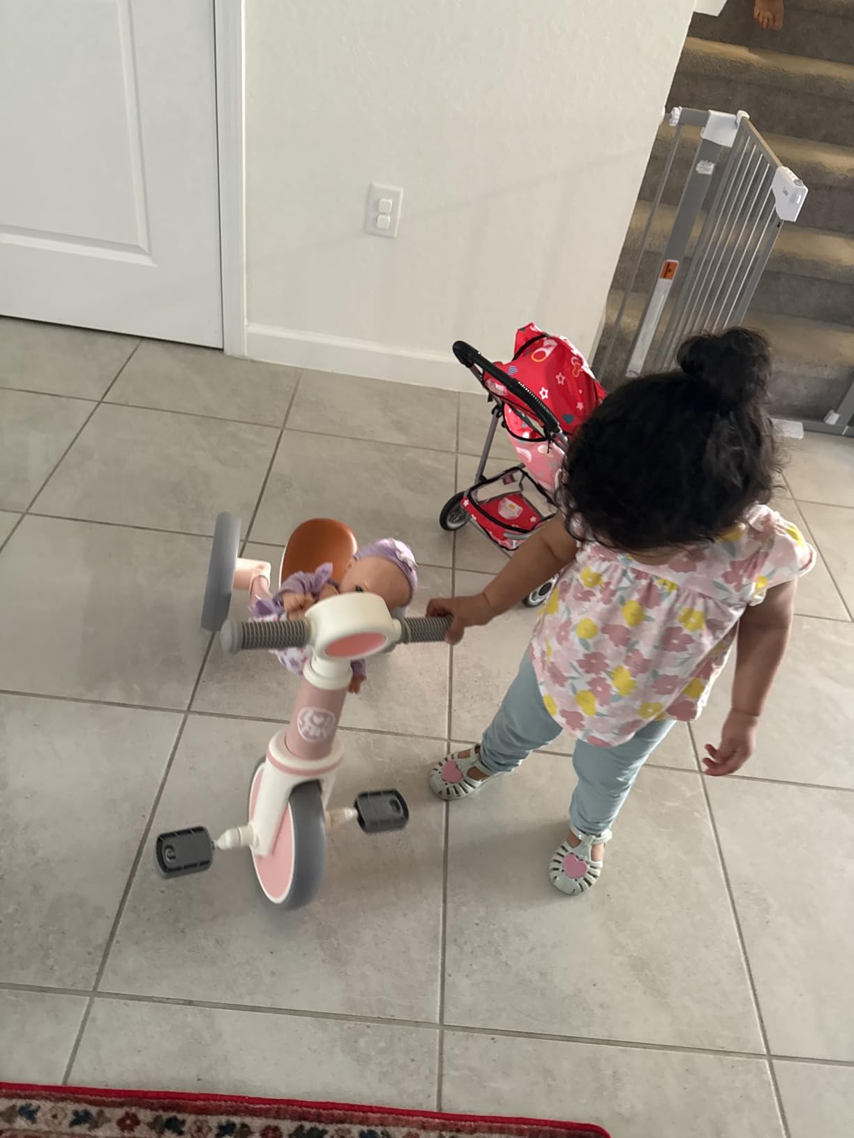 LOL-FUN Baby Balance Bike Toy for 1 2 Year Old Boys Girls Gift Toddler Tricycle 1-3 Year Old with Removable Pedal, 4 in 1 Trike for Ages 1-3 Present customer photo 2