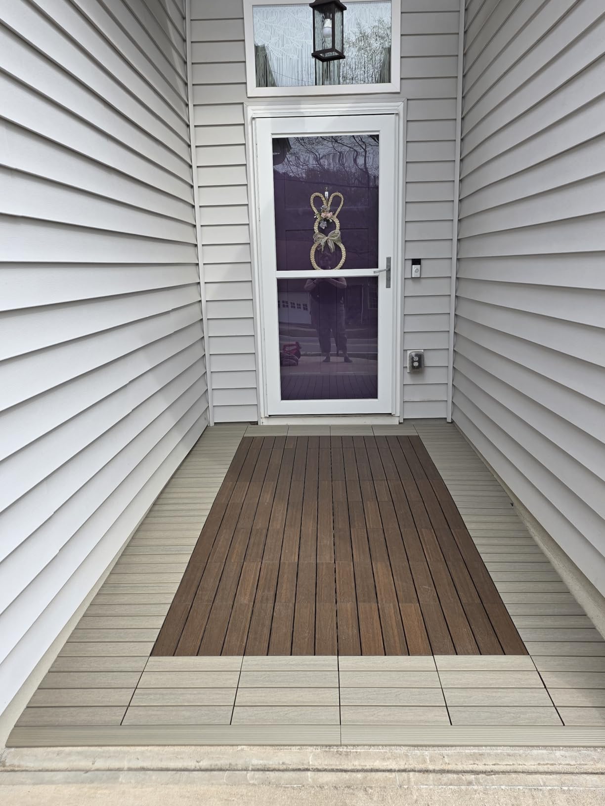 NewTechWood UltraShield Naturale 1 ft. x 1 ft. Quick Deck Outdoor Composite Deck Tile in Icelandic Smoke White (10 sq. ft. per Box) customer photo 2