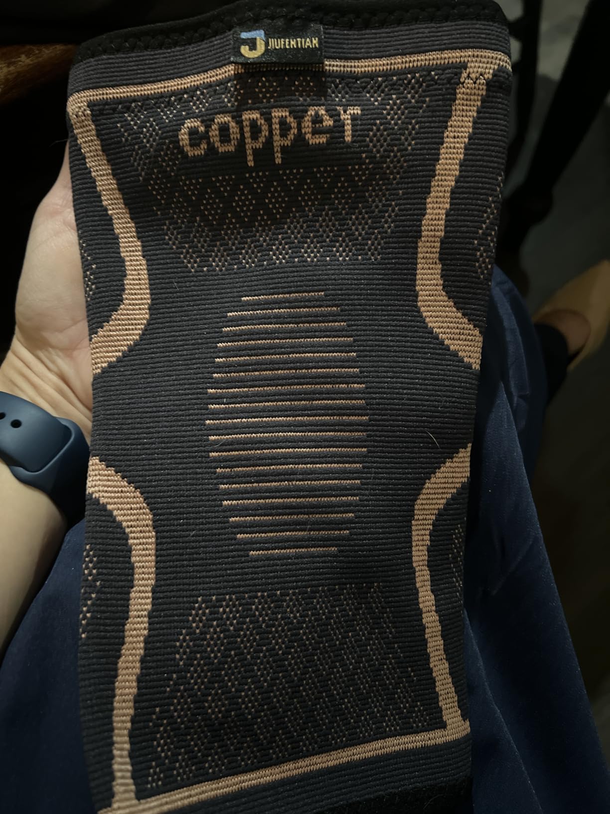 Copper Knee Braces for Men and Women (2 Pack) - Knee Supports Copper Compression Knee Sleeve for Knee Pain, Arthritis, Sports and Recovery Support customer photo 2