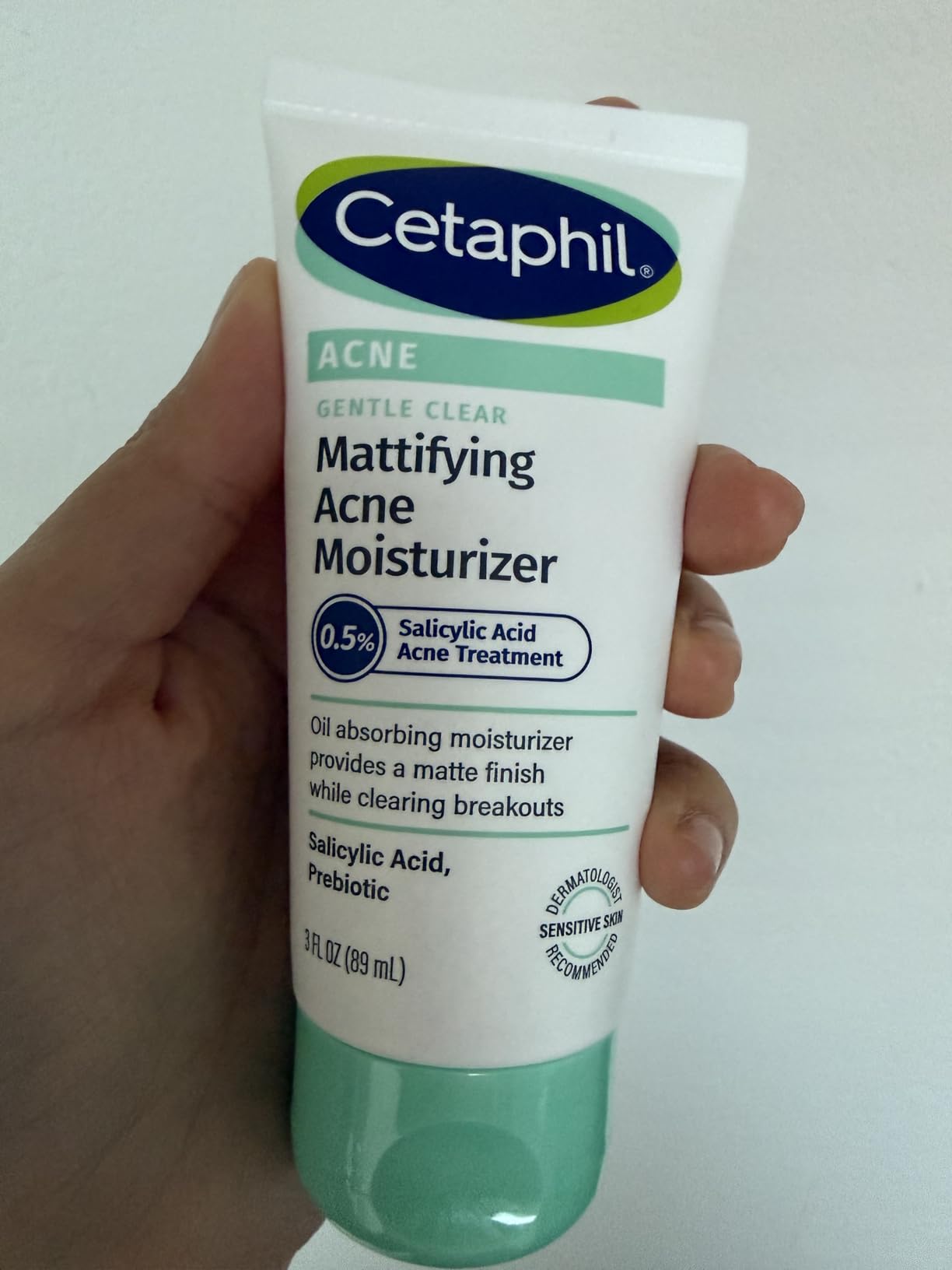 Cetaphil Gentle Clear Complexion-Clearing BPO Acne Cleanser with 2.6% Benzoyl Peroxide, Creamy and Soothing for Sensitive Skin, Suitable for All Skin Types, 4.2oz customer photo 1