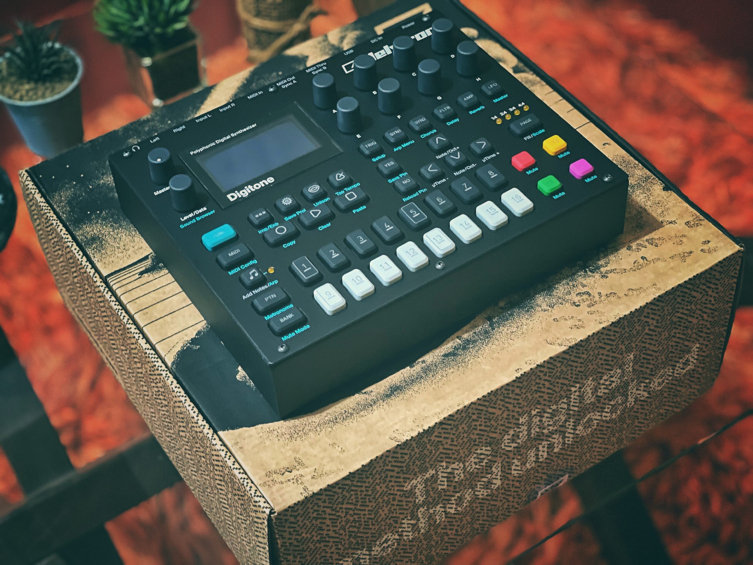 Elektron Syntakt 12 Track Drum Computer & Synthesizer customer photo 1