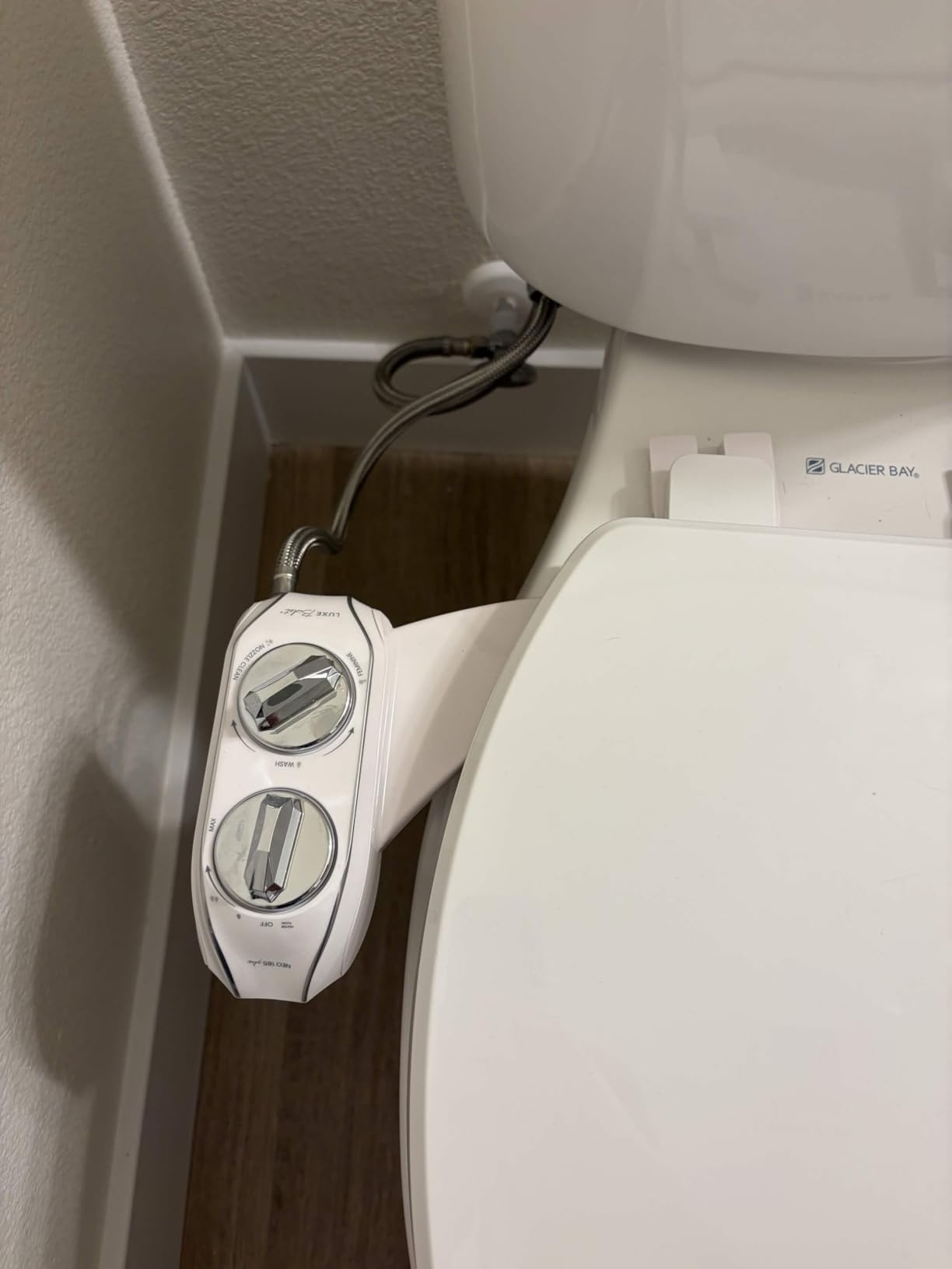 LUXE Bidet NEO 185 Plus - Dual Nozzle, Non-Electric Bidet Attachment for Toilet Seat, Patented Slide-In Install, 360° Self-Clean, EZ-Lift to Clean customer photo 2
