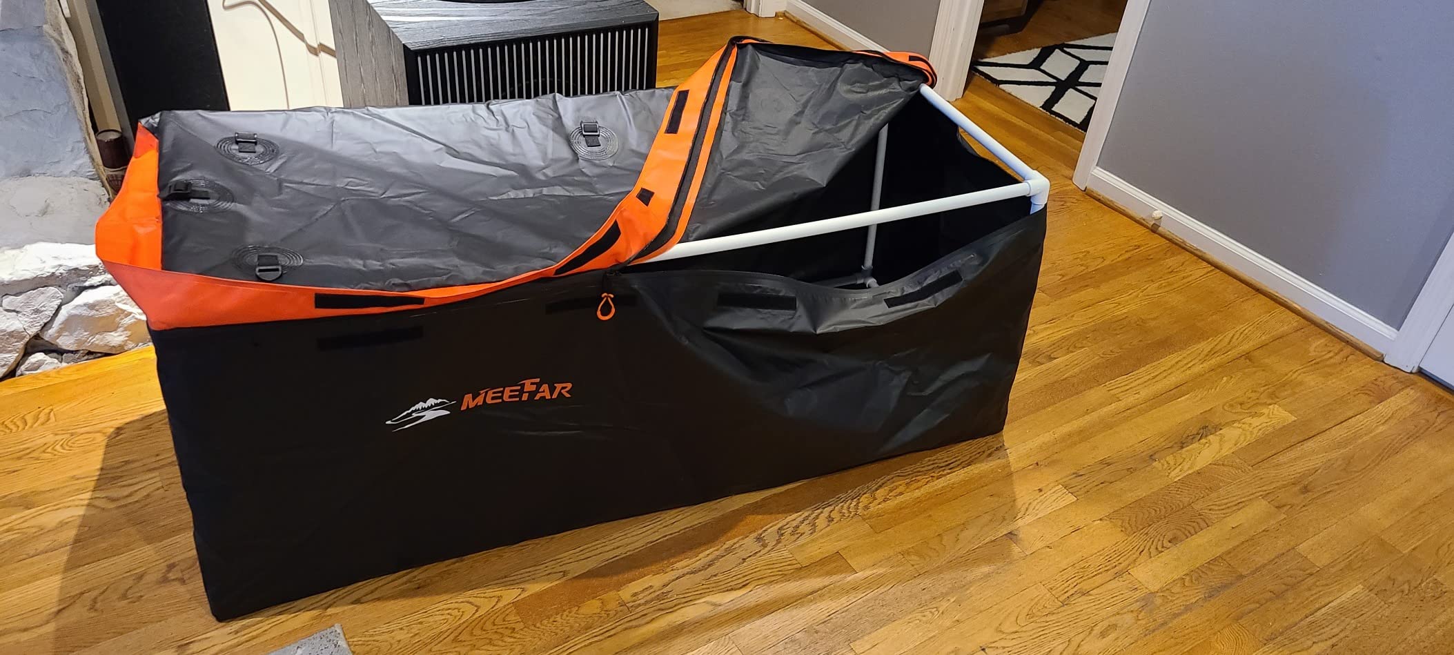 MeeFar Rooftop Cargo Carrier Car Roof Bag 21 Cubic Feet 100% Waterproof Car Top Carrier, Fits All Vehicle with/Without Rack,Include Anti-Slip Mat,10 Reinforced Straps,6 Door Hooks,Luggage Lock customer photo 1