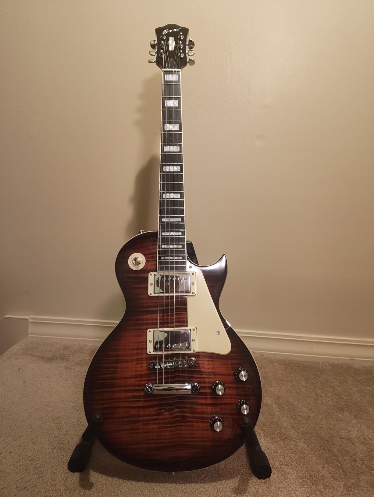 Grote Electric Guitar Solid Body LPYS-006 with Maple Neck, Stainless Steel Frets, Black customer photo 1