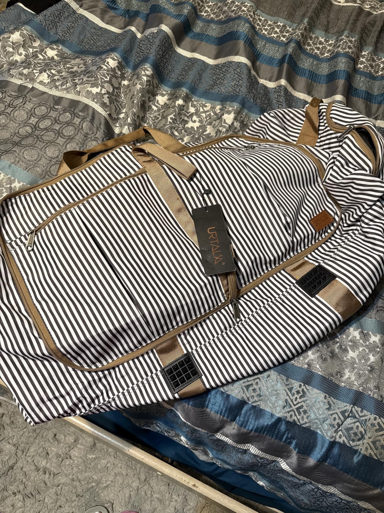 120L Foldable Collapsible Waterproof Travel Duffel Bag for Men and Women with Shoe Compartment customer photo 1