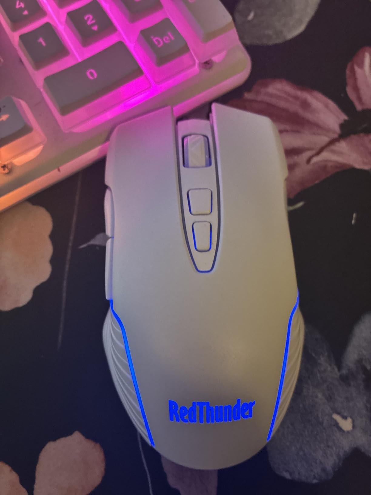 RedThunder K10 Wireless Gaming Keyboard and Mouse Combo, LED Backlit Rechargeable 3800mAh Battery, Mechanical Feel Anti-ghosting Keyboard + 7D 3200DPI Mice for PC Gamer (Pink) customer photo 2