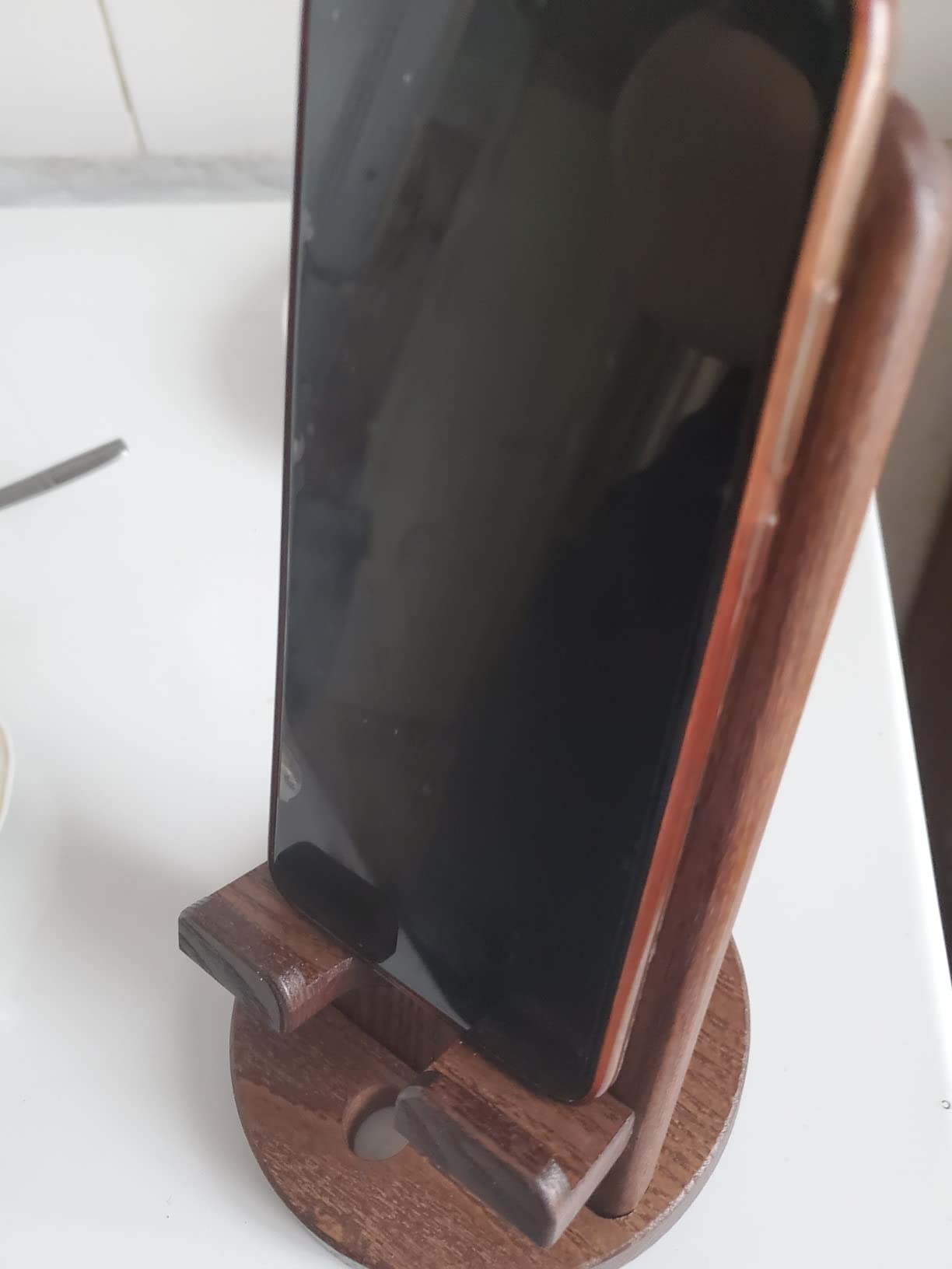 TESLYAR Wood Cell Phone Stand - Elegant Phone Holder for Nightstand & Desk | Portable Office Gift for Men, Dad & Husband | Compatible with iPhone & Android customer photo 2