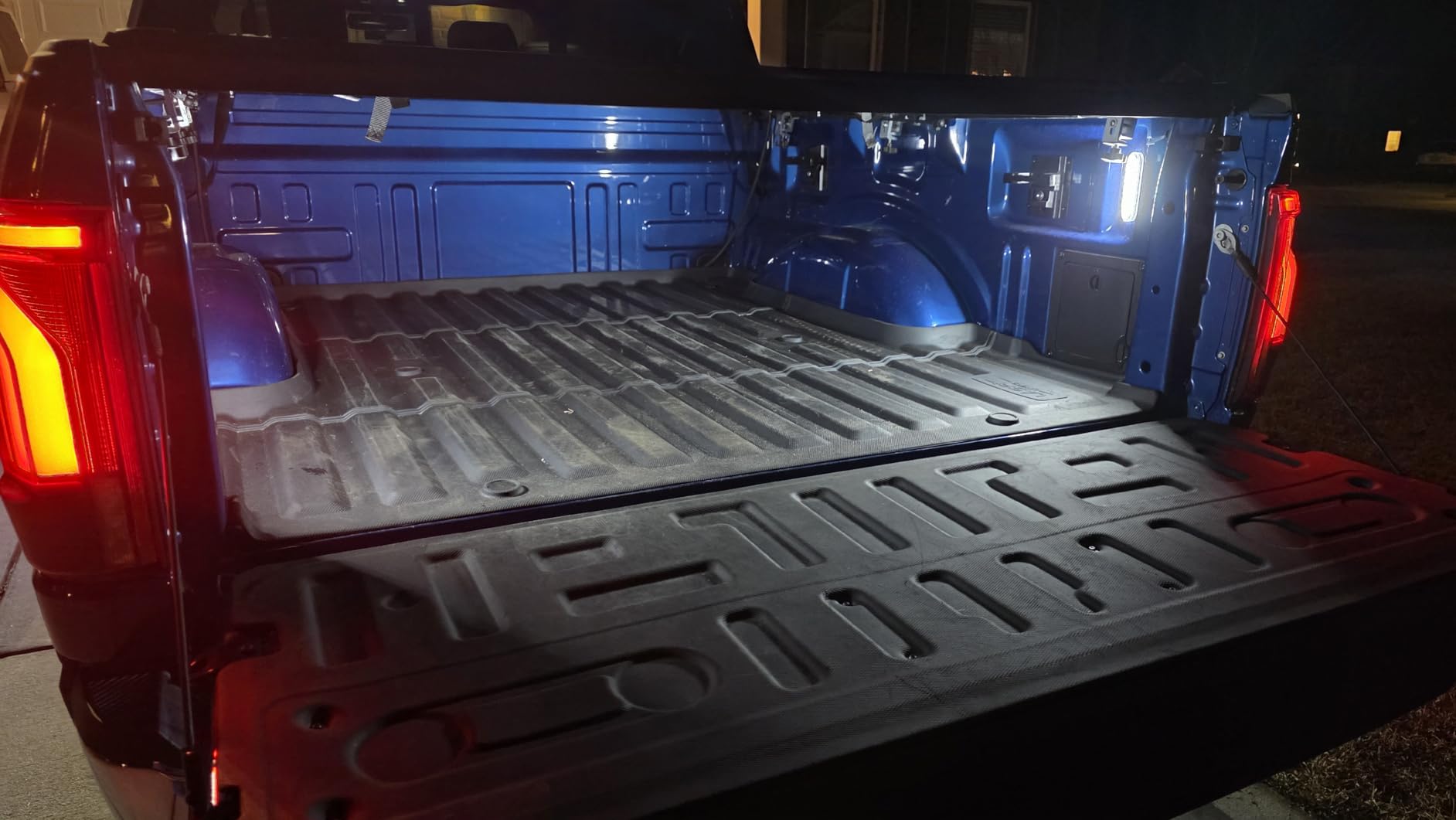 Starkey Products LED Bed Light Kit - Compatible with Ford F-150 trucks 2021-2026 - OEM Style Plug-and-Play - 2 White LED 6000k Light Cargo Box Lighting Kit customer photo 1