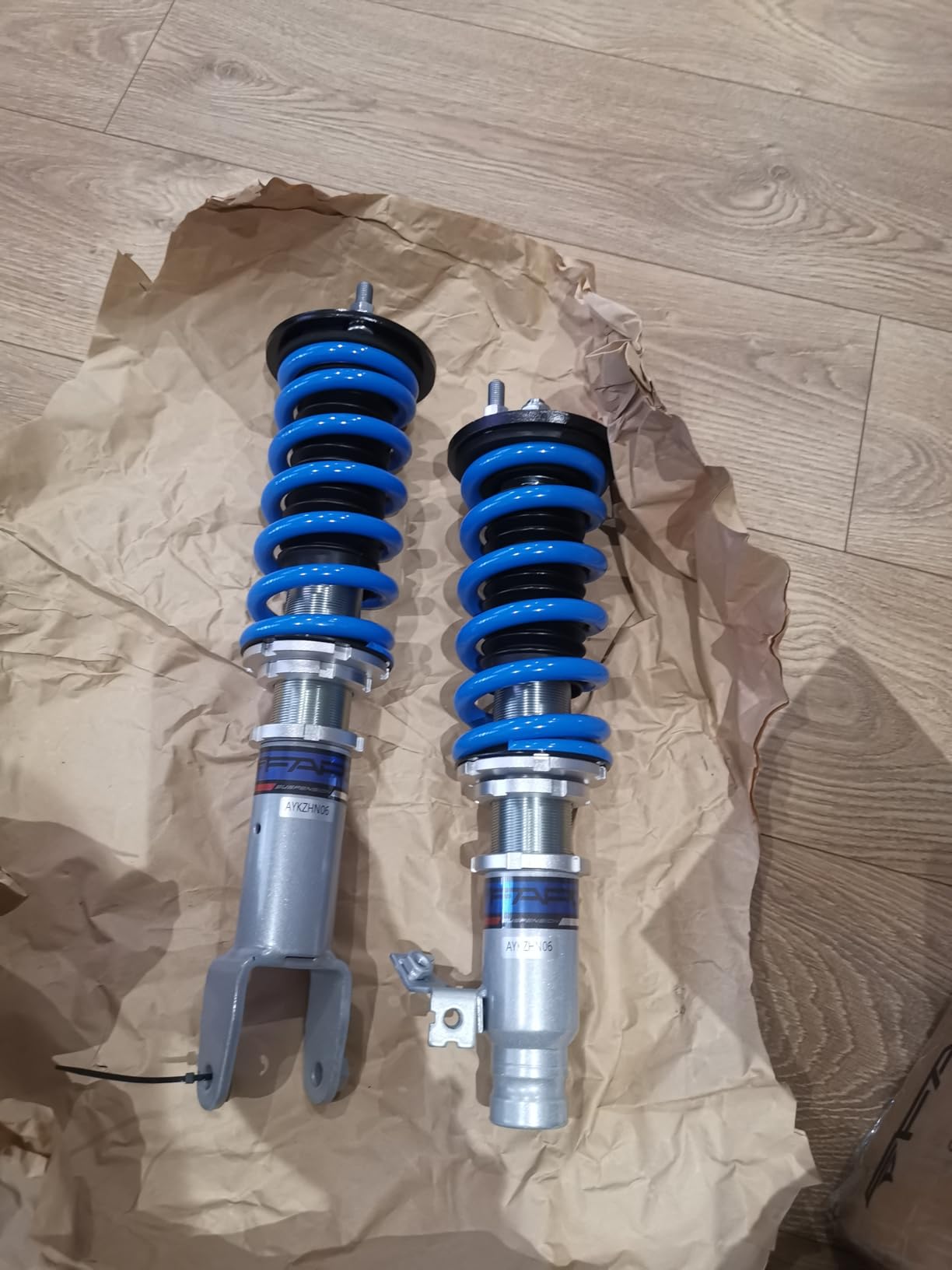 FAPO Coilover for Honda Civic 1988-2000, for Honda Del Sol 1993-1997, for Honda CR-X 1988-1991, for Acura Integra 1990-2001, 16 Level Damper Adjustable Height Mono-Tube Suspension Lowering Kits customer photo 1