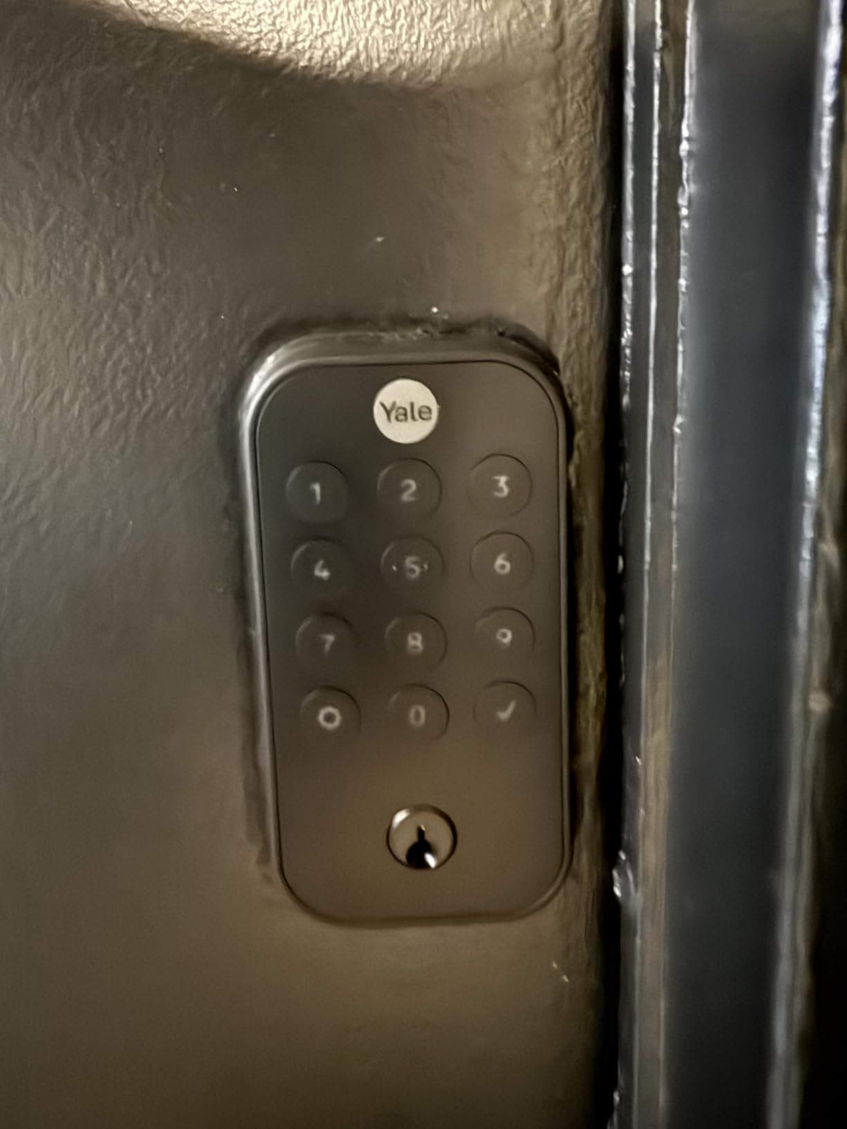 Yale Security Assure Lock 2 Deadbolt, Black Suede Keyed Smart Entry Door Lock with Wi-Fi Connected Keypad for Code Entry and Remote Access, YRD410-WF1-BSP customer photo 2