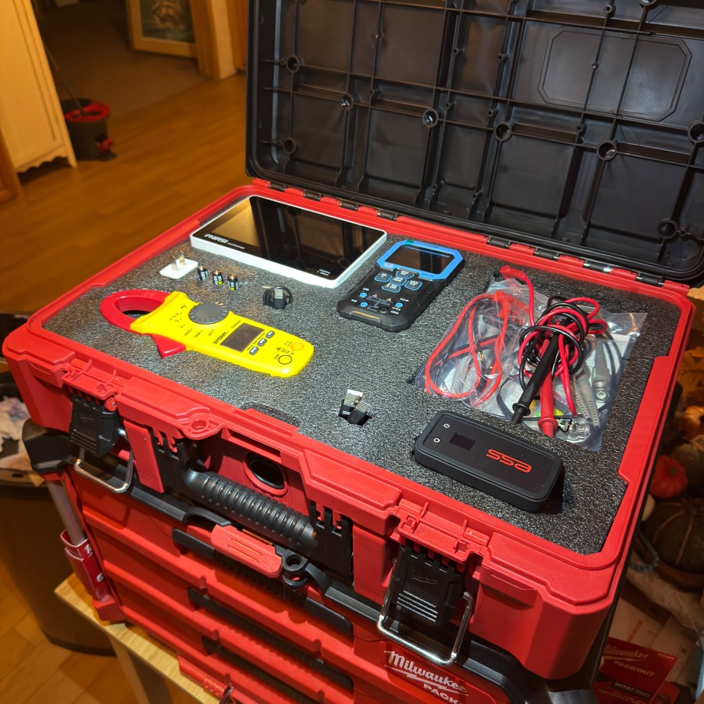 FNIRSI 1013D Oscilloscope - Handheld Tablet Oscilloscope, Portable Digital Storage Oscilloscope Kit 2 Channels 100Mhz Bandwidth 1GSa/s Sampling Rate 7